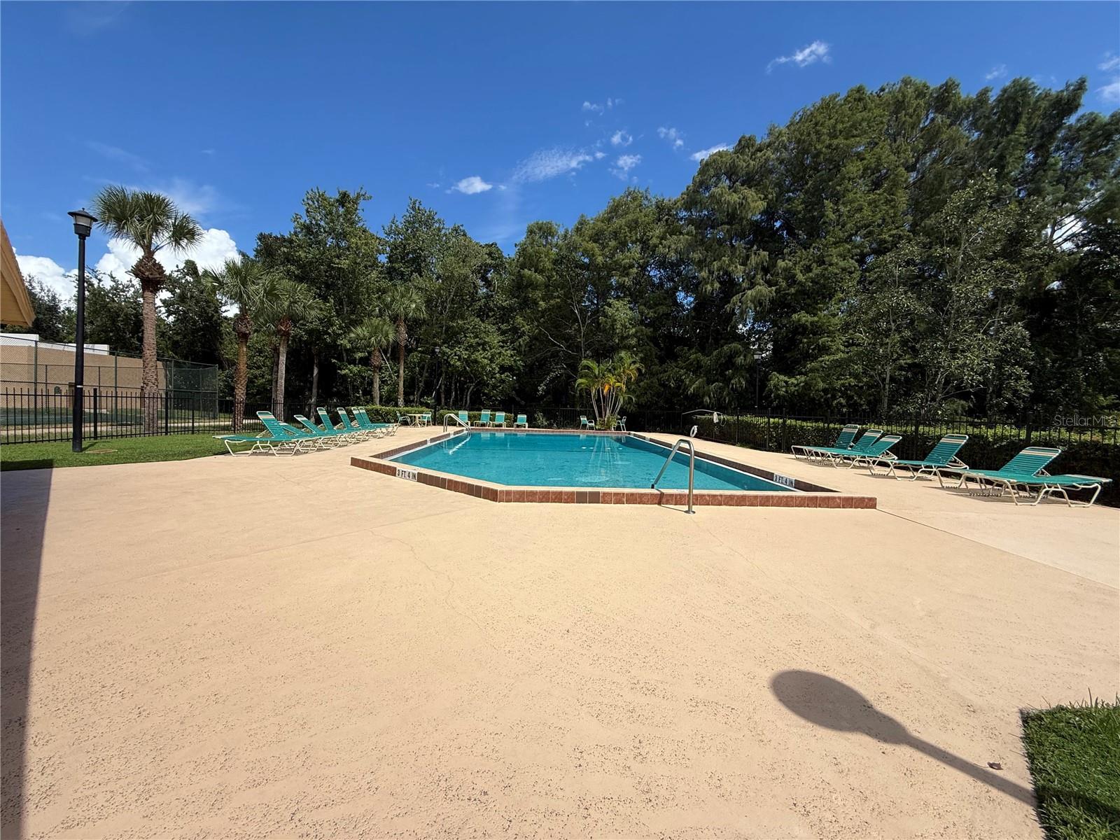 Image 13 of 18 For 4814 Semoran Boulevard 401