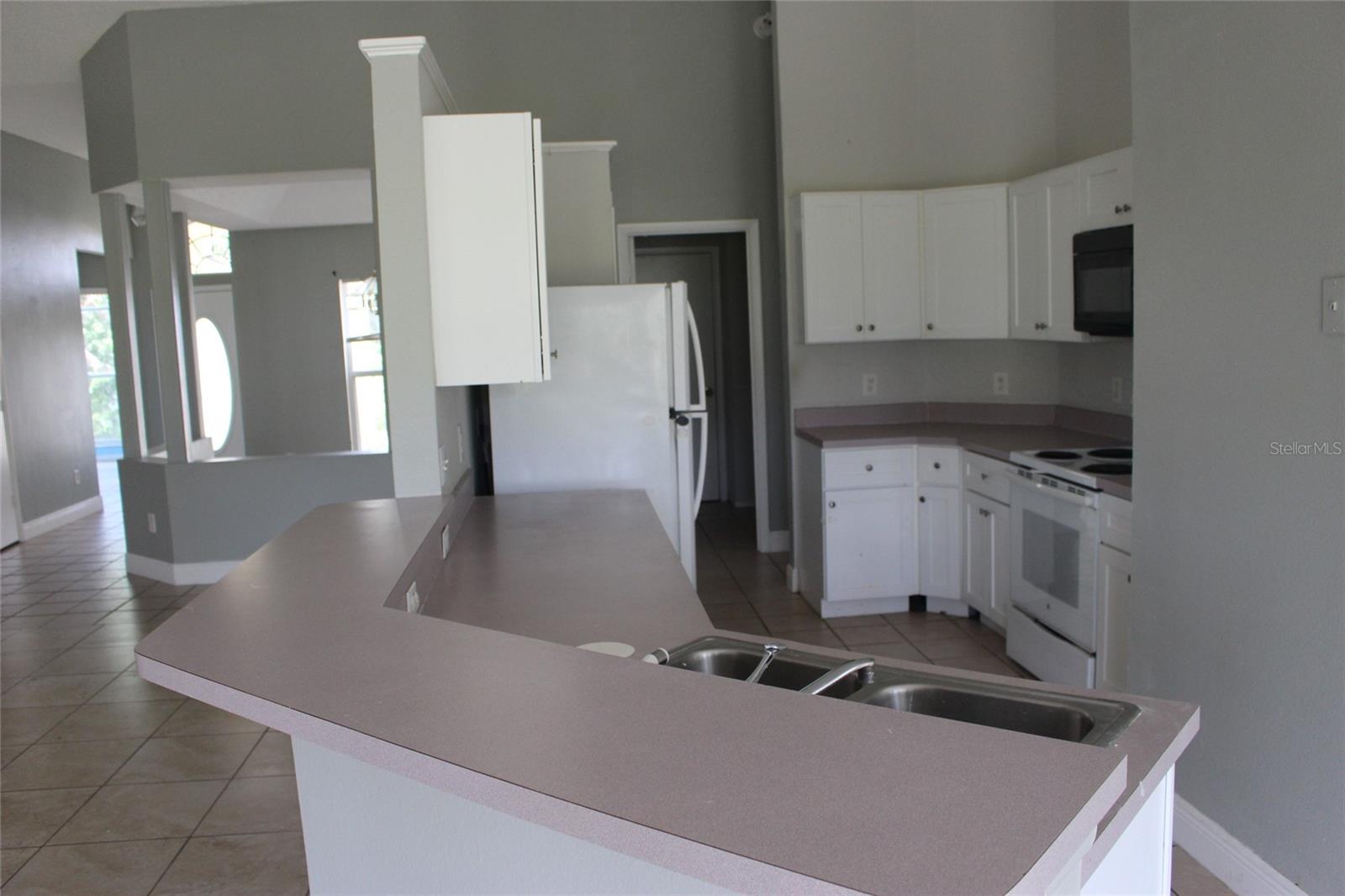 Image 13 of 13 For 6812 Sassanon Court