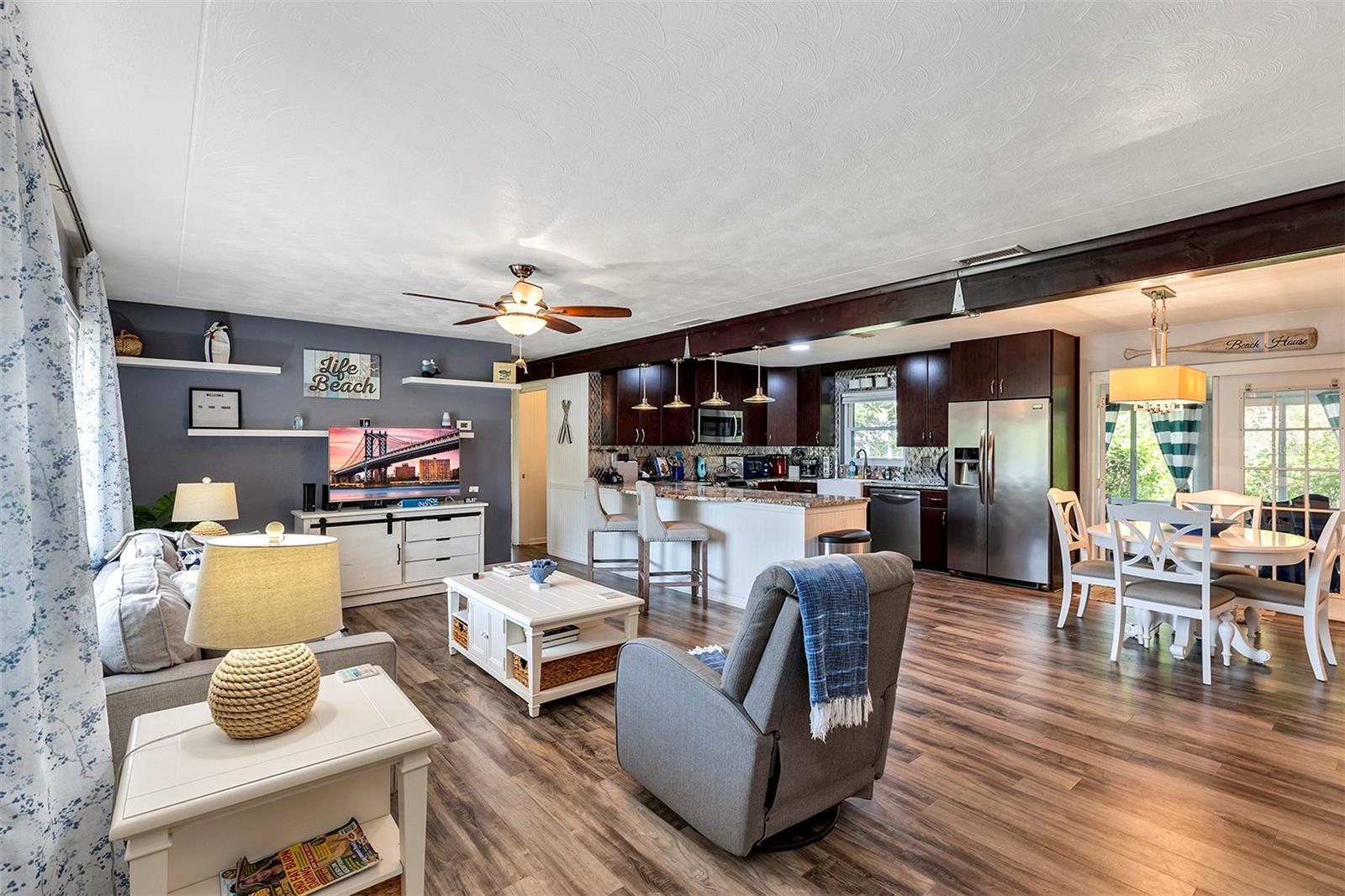 Image 2 of 18 For 11149 Navajo Drive