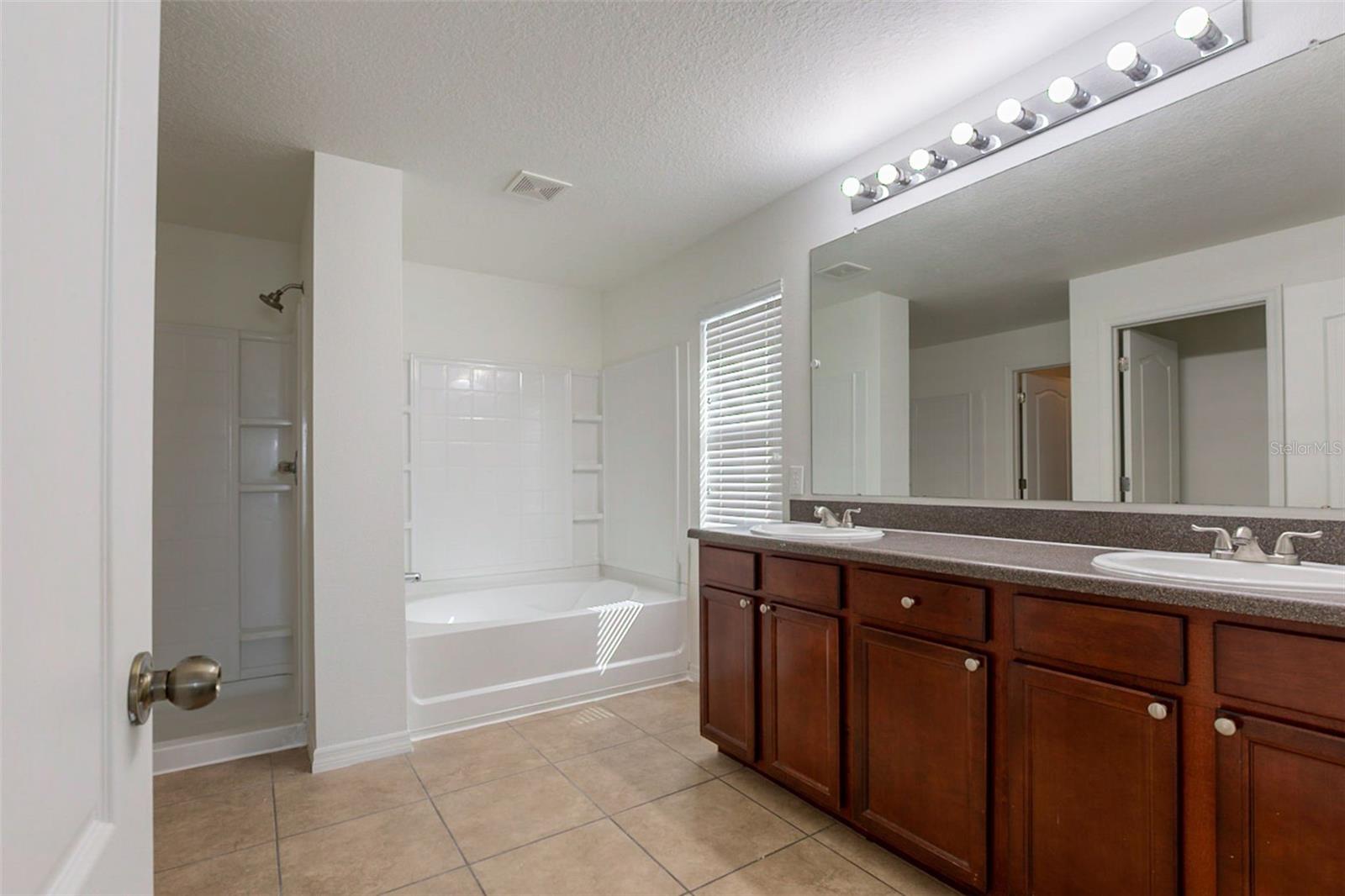 Image 30 of 50 For 1706 Bonita Bluff Court
