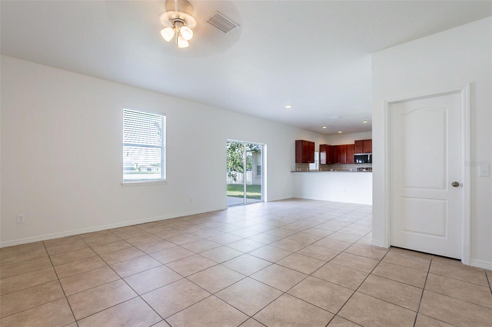 Image 9 of 50 For 1706 Bonita Bluff Court
