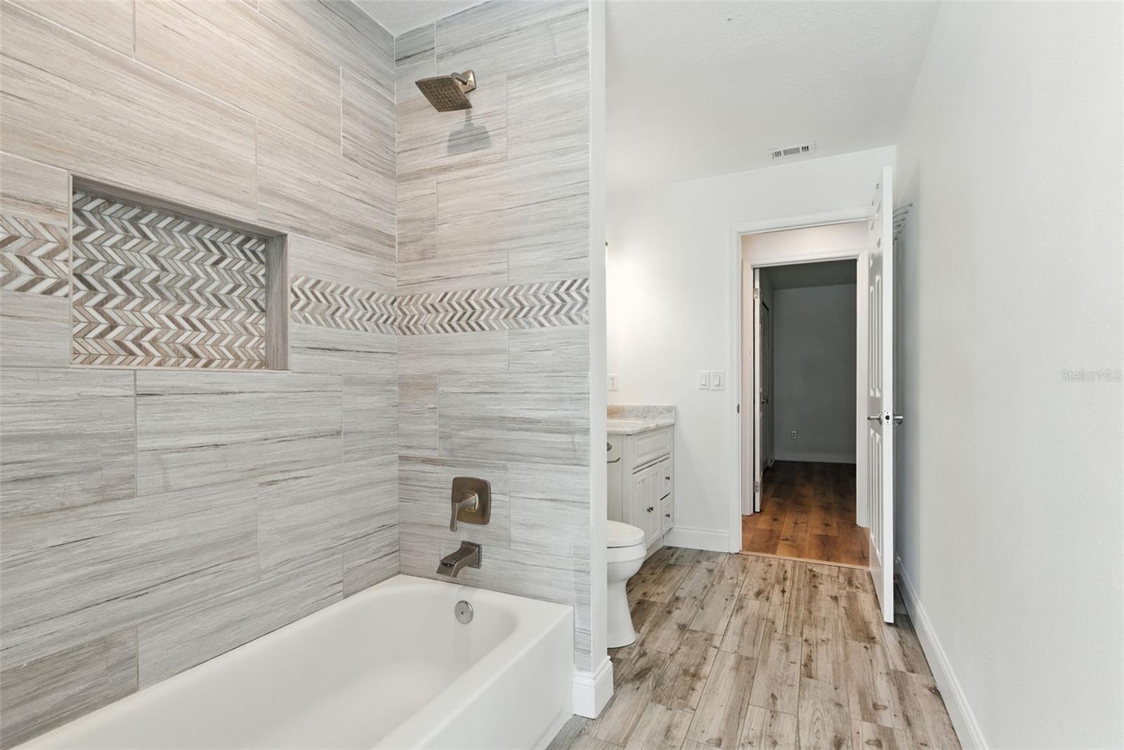 Image 32 of 44 For 6030 Cedar Pine Drive