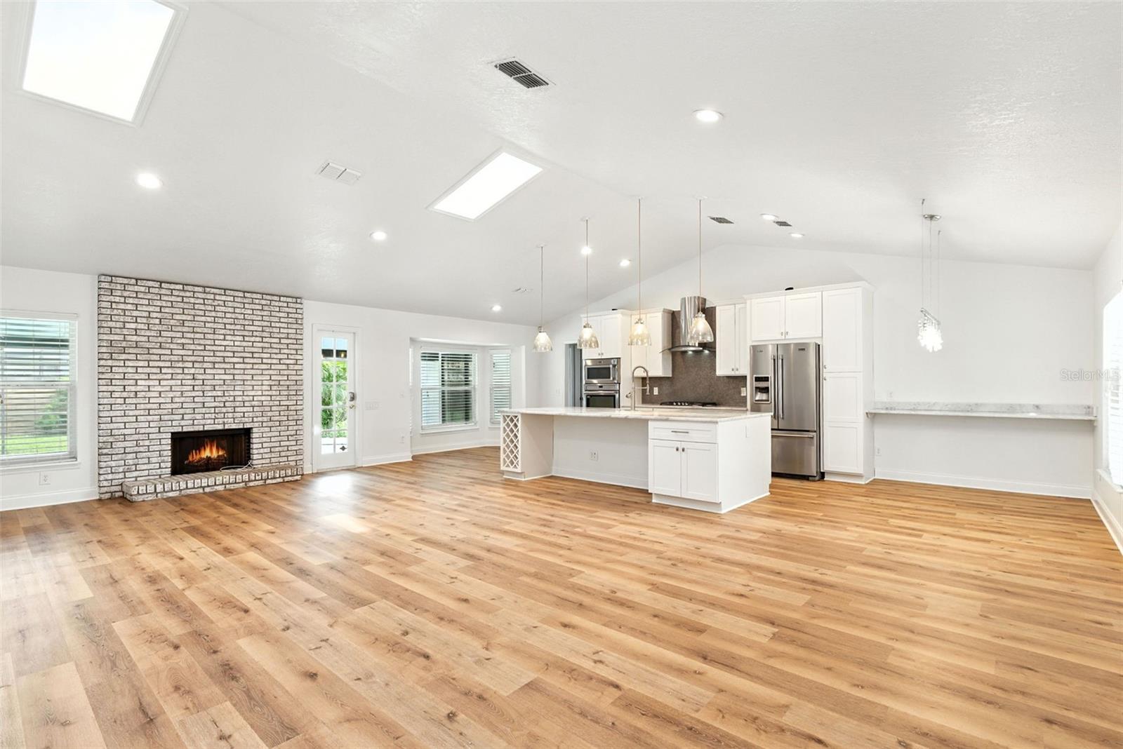 Image 6 of 44 For 6030 Cedar Pine Drive