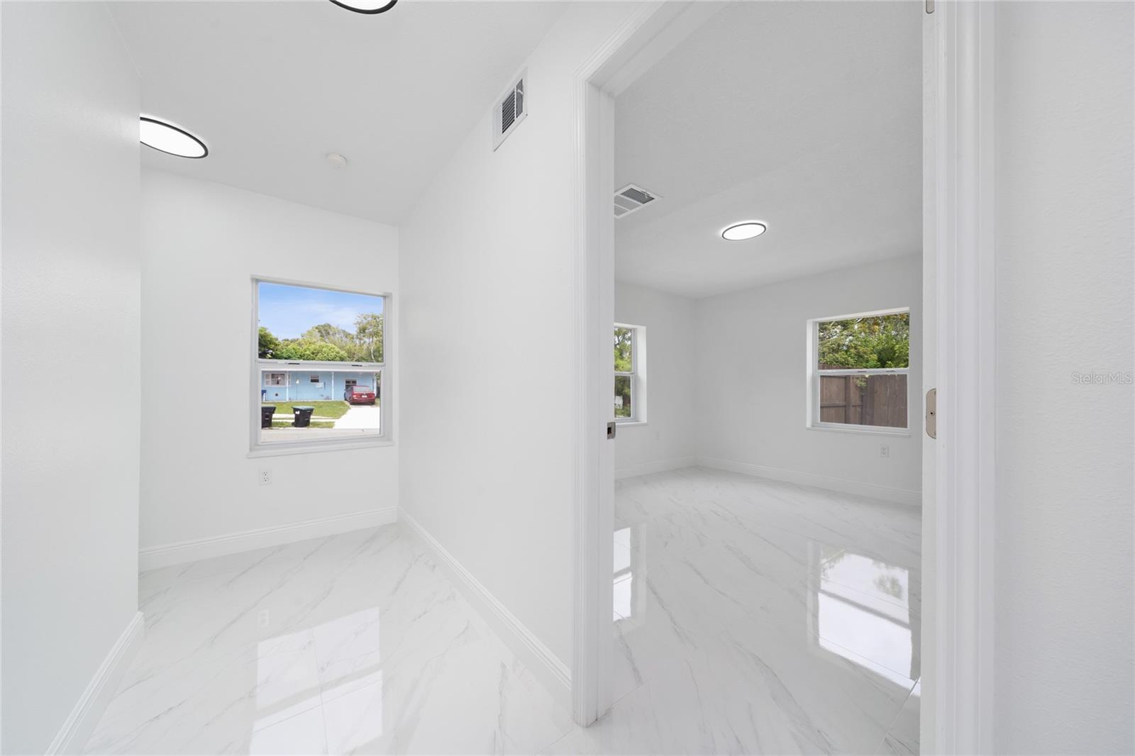 Image 15 of 31 For 5621 Lunsford Drive