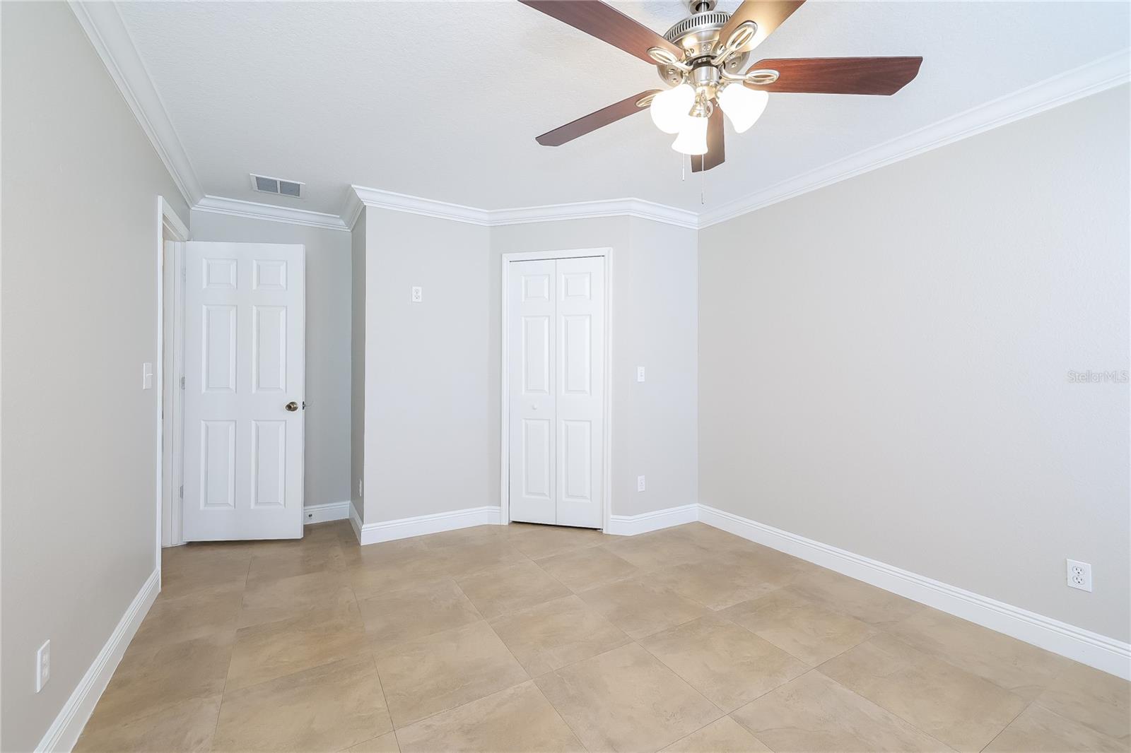 Image 12 of 16 For 4609 Doral Park Avenue