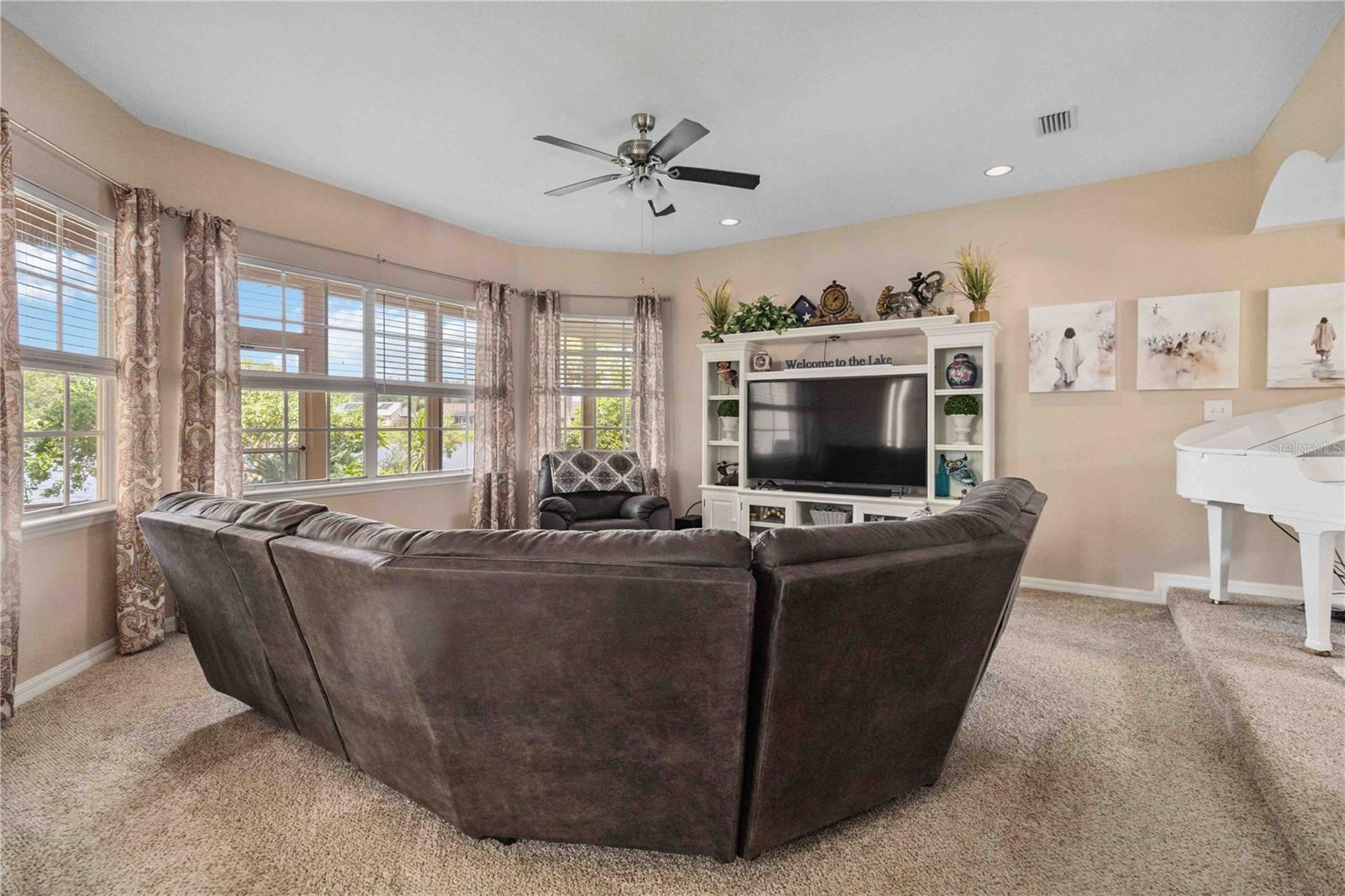 Image 13 of 69 For 685 Bella Vista Drive