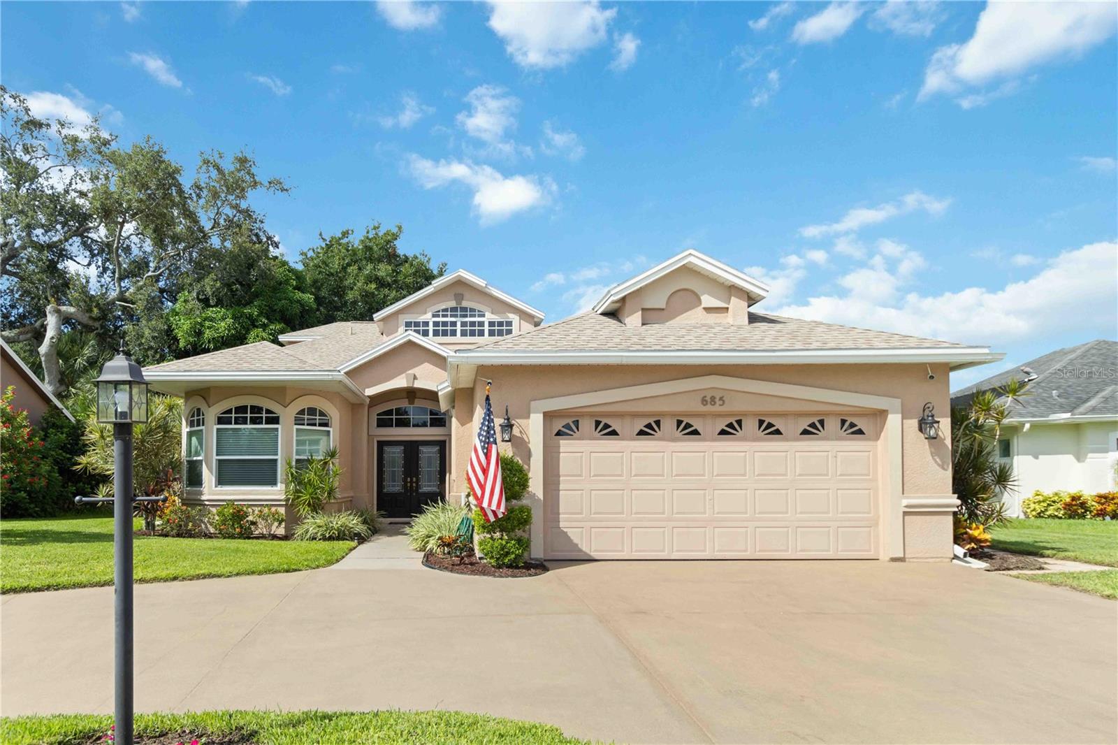 Image 3 of 69 For 685 Bella Vista Drive