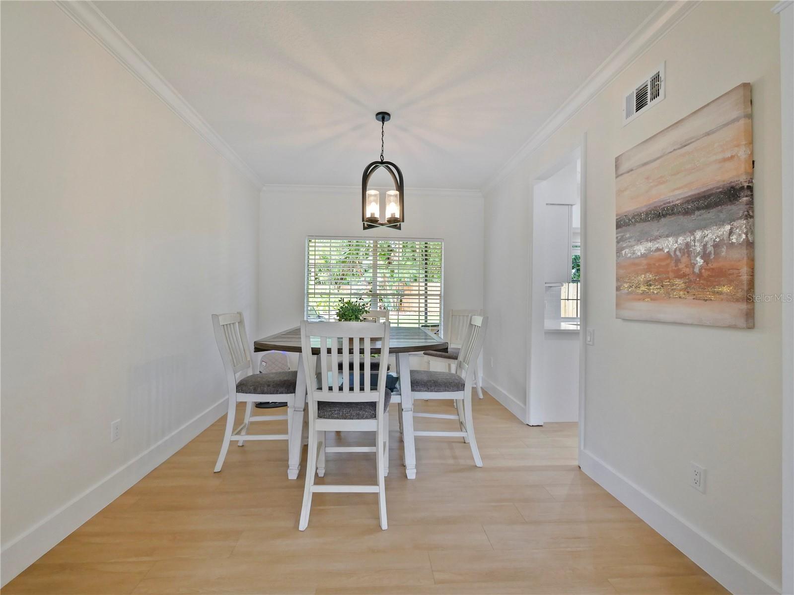 Image 10 of 32 For 592 Serenity Place