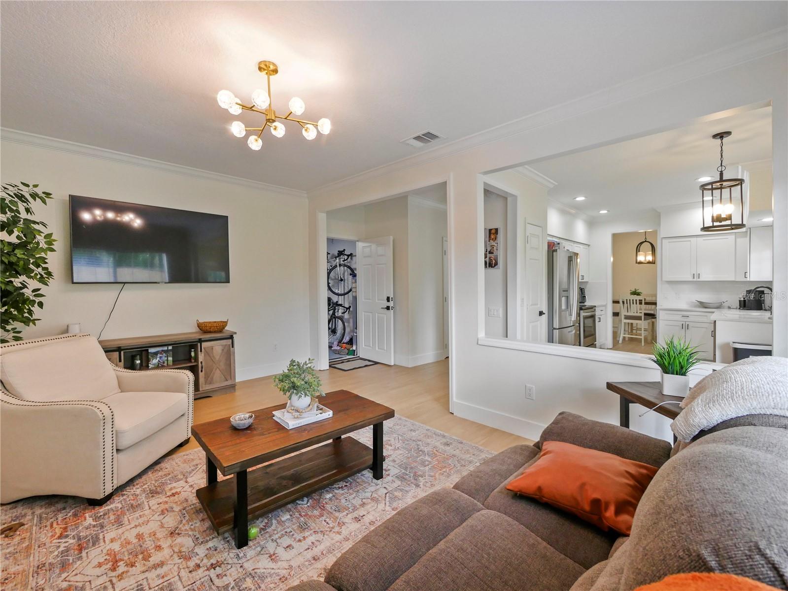 Image 14 of 32 For 592 Serenity Place