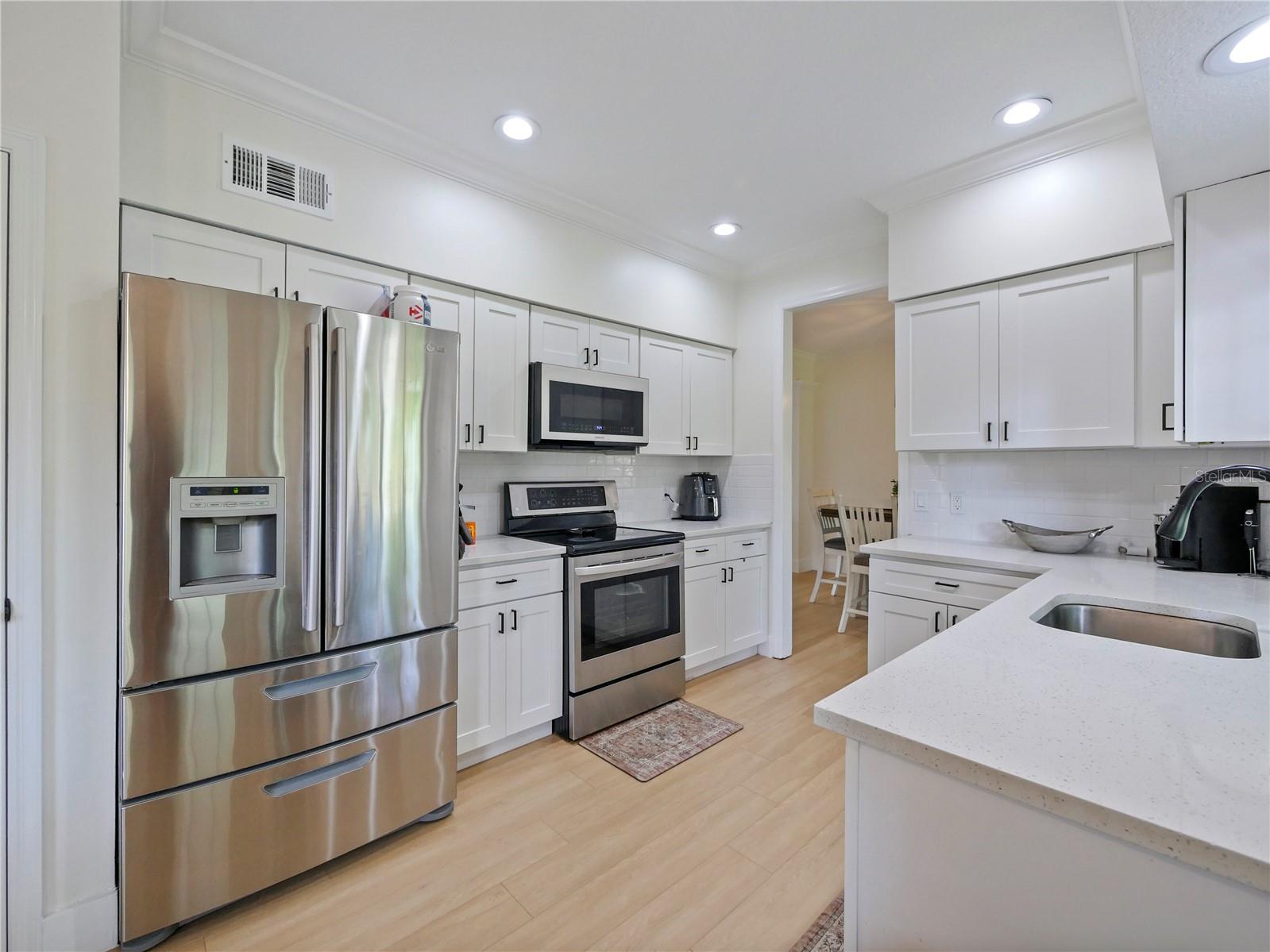 Image 5 of 32 For 592 Serenity Place