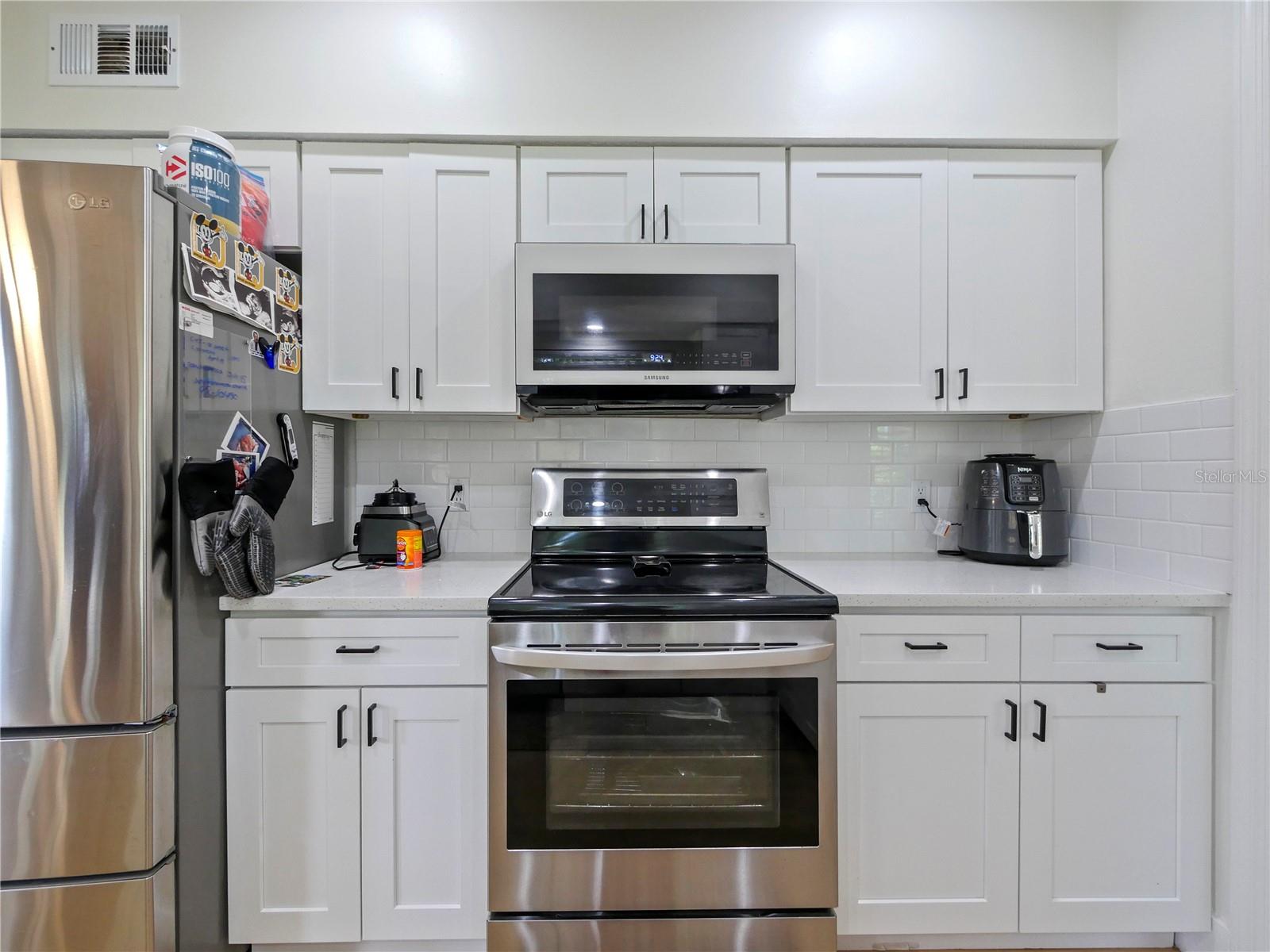 Image 7 of 32 For 592 Serenity Place