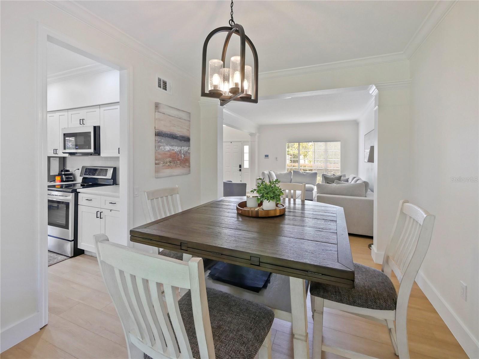 Image 8 of 32 For 592 Serenity Place