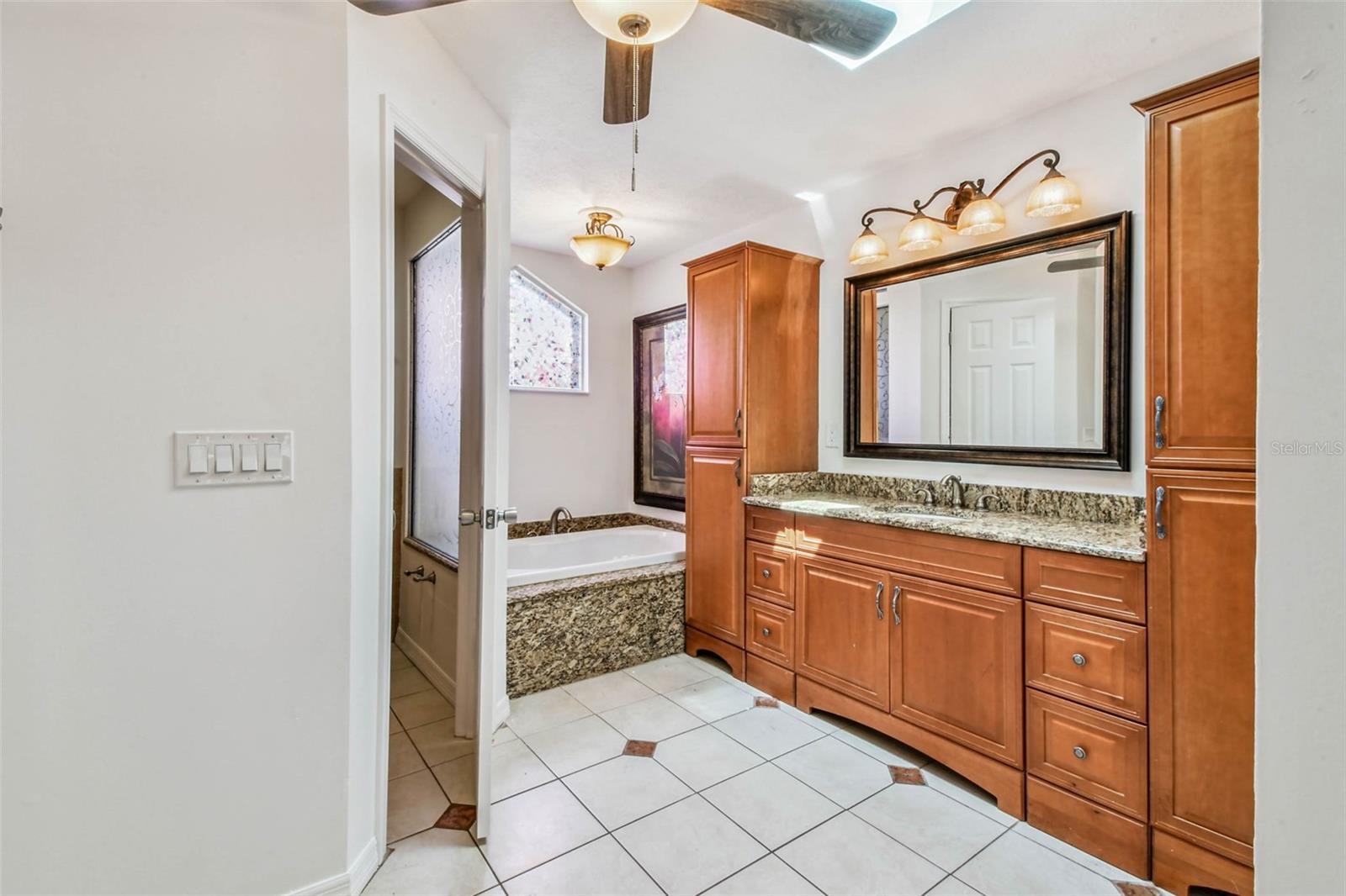 Image 36 of 66 For 811 Bluegrass Lane
