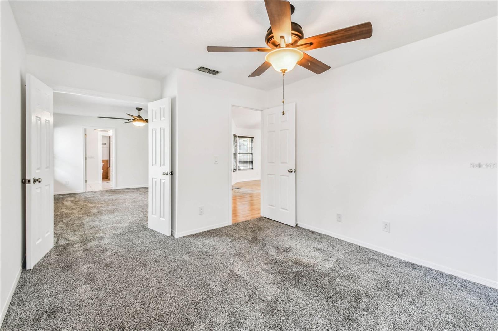 Image 41 of 66 For 811 Bluegrass Lane