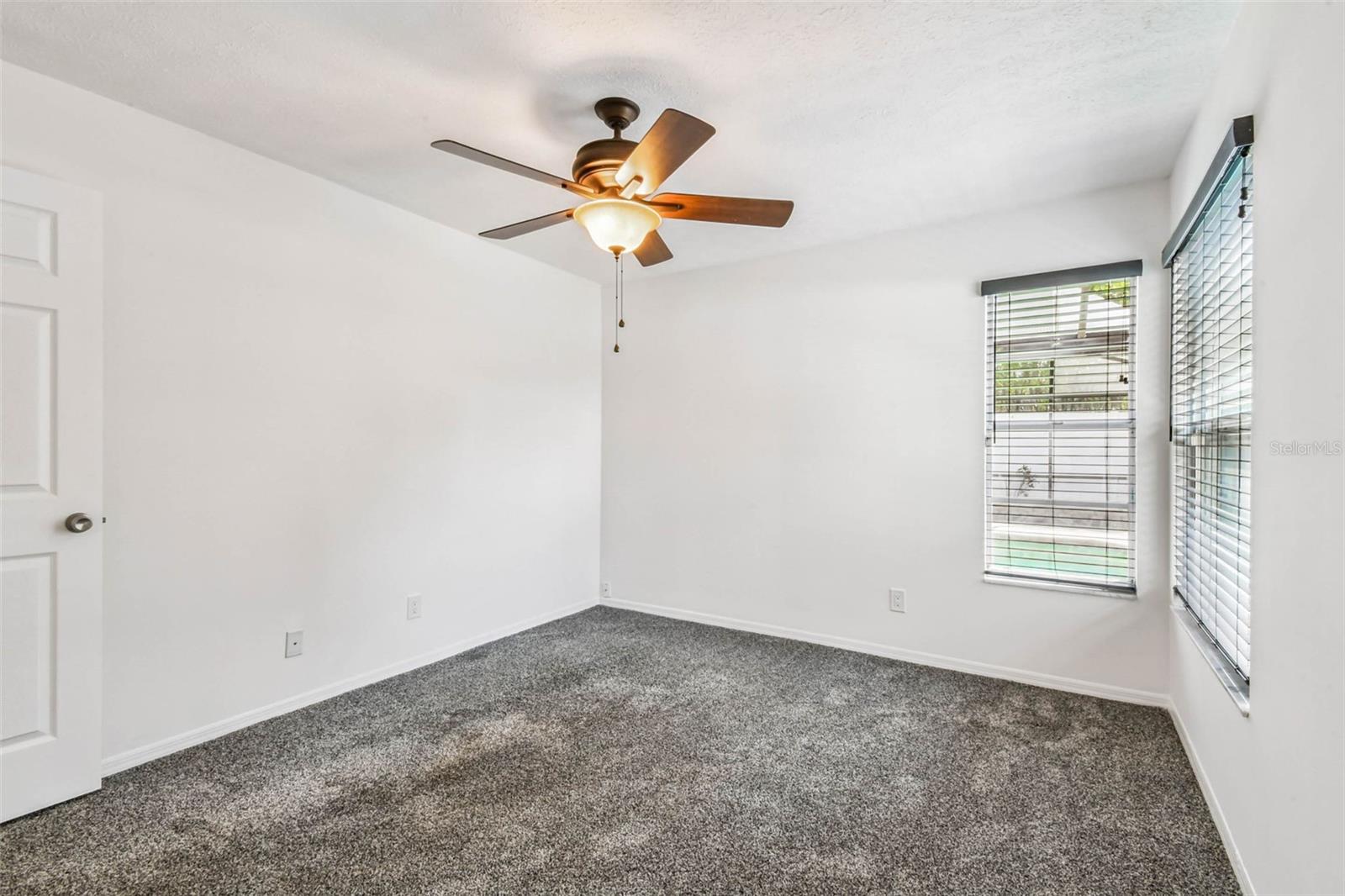 Image 43 of 66 For 811 Bluegrass Lane