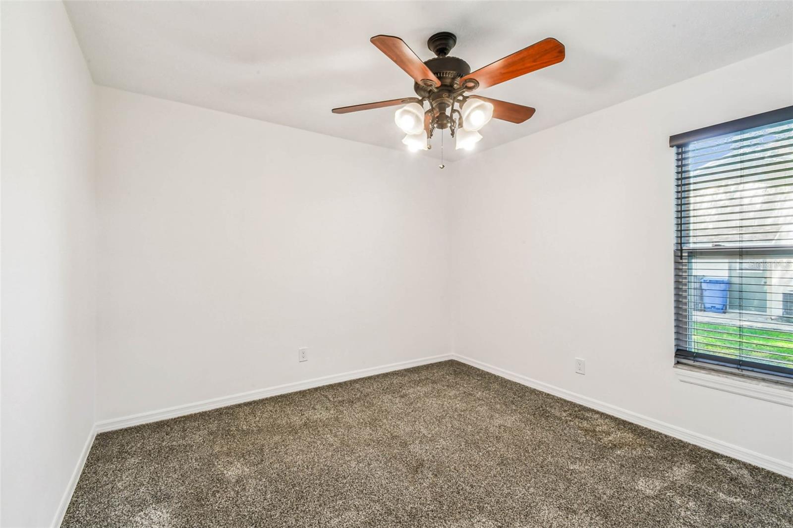 Image 51 of 66 For 811 Bluegrass Lane