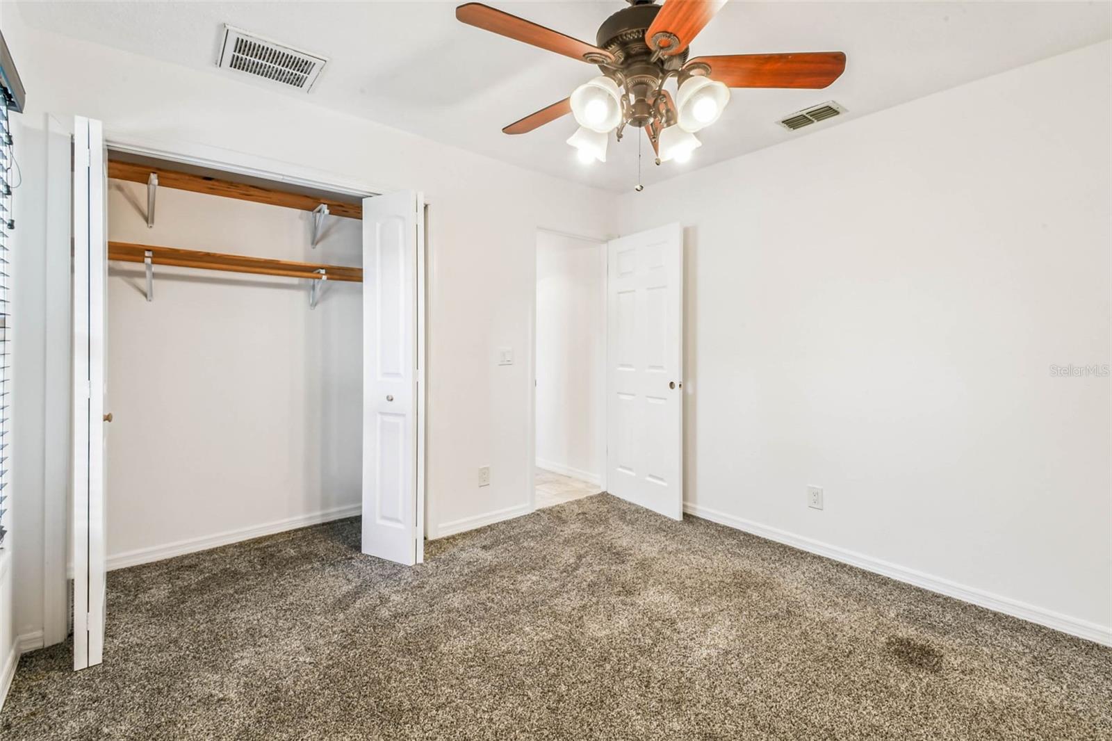 Image 52 of 66 For 811 Bluegrass Lane