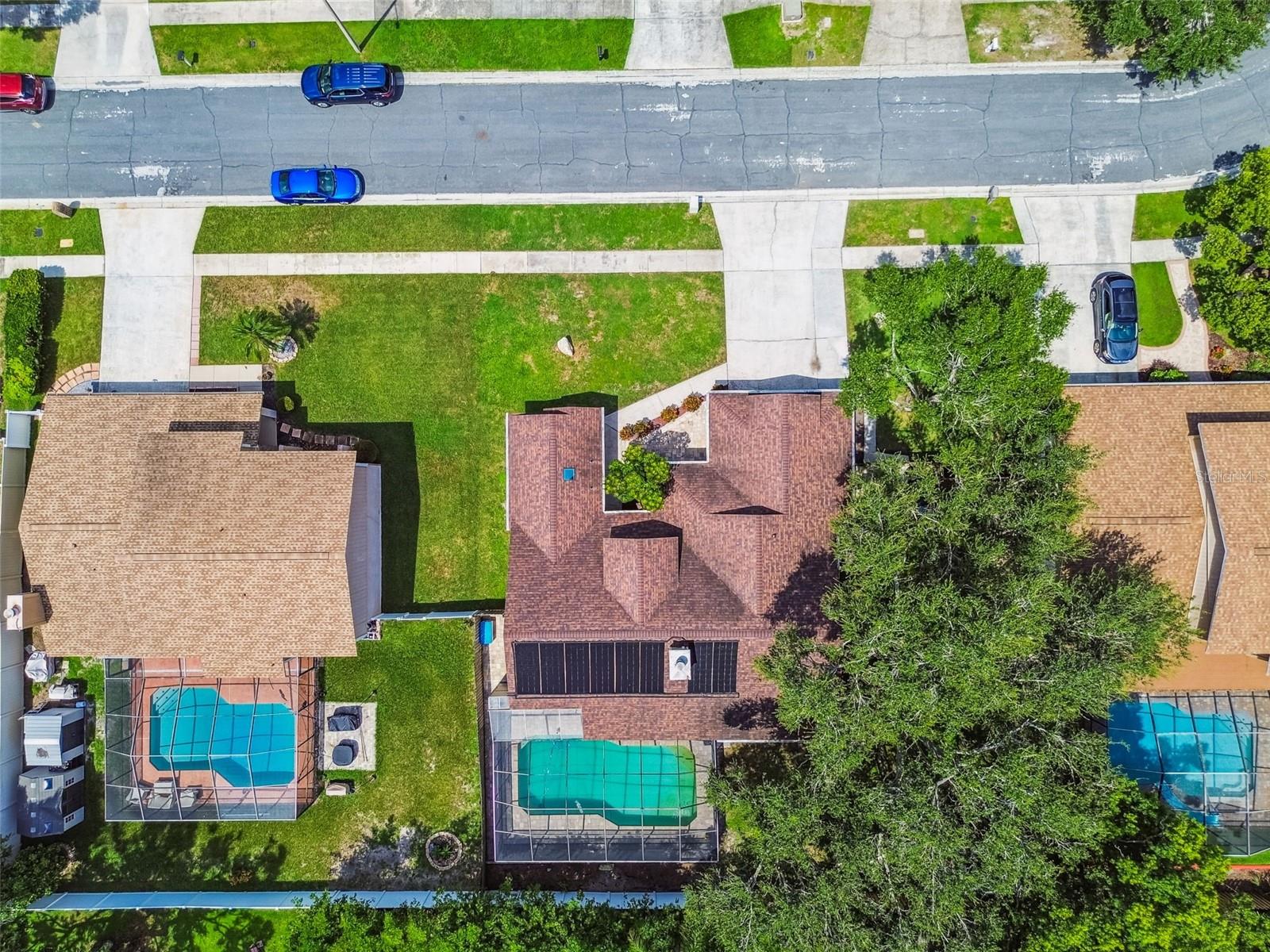 Listing photo id 66 for 811 Bluegrass Lane