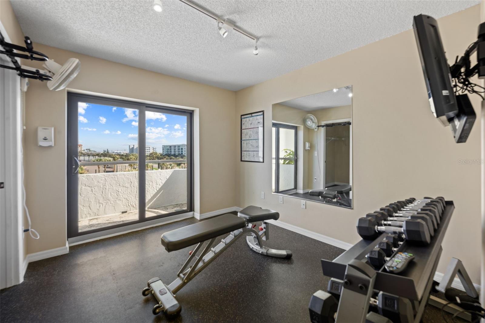 Image 36 of 43 For 5255 Atlantic Avenue 802