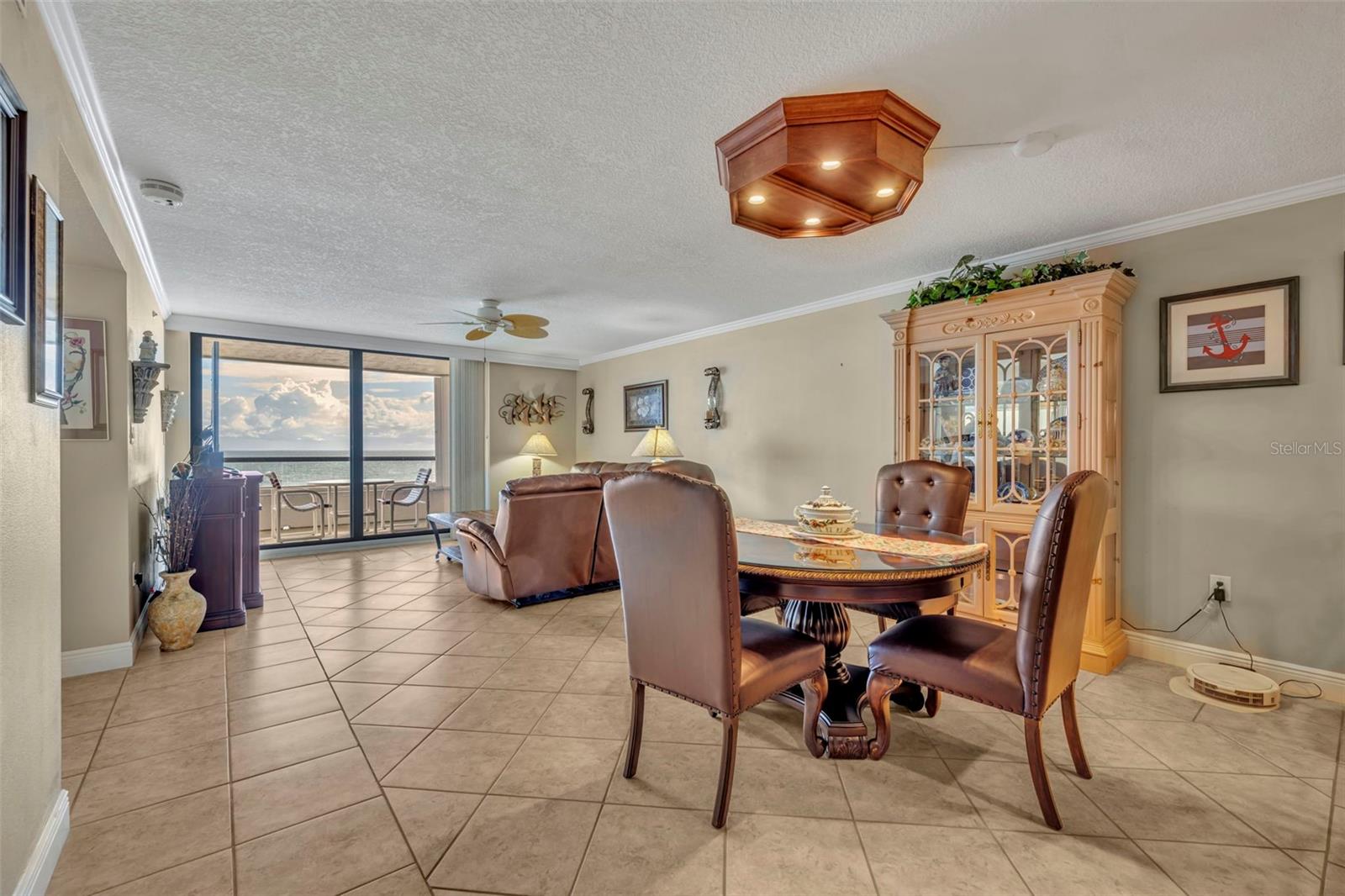 Image 8 of 43 For 5255 Atlantic Avenue 802
