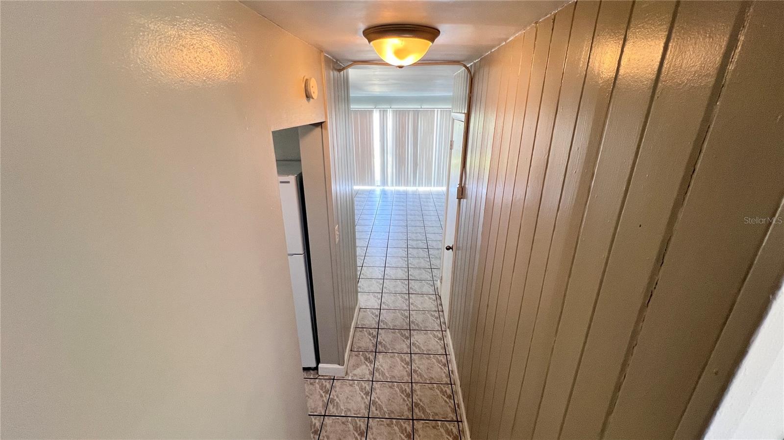 Image 7 of 27 For 1010 Fiske Boulevard 28