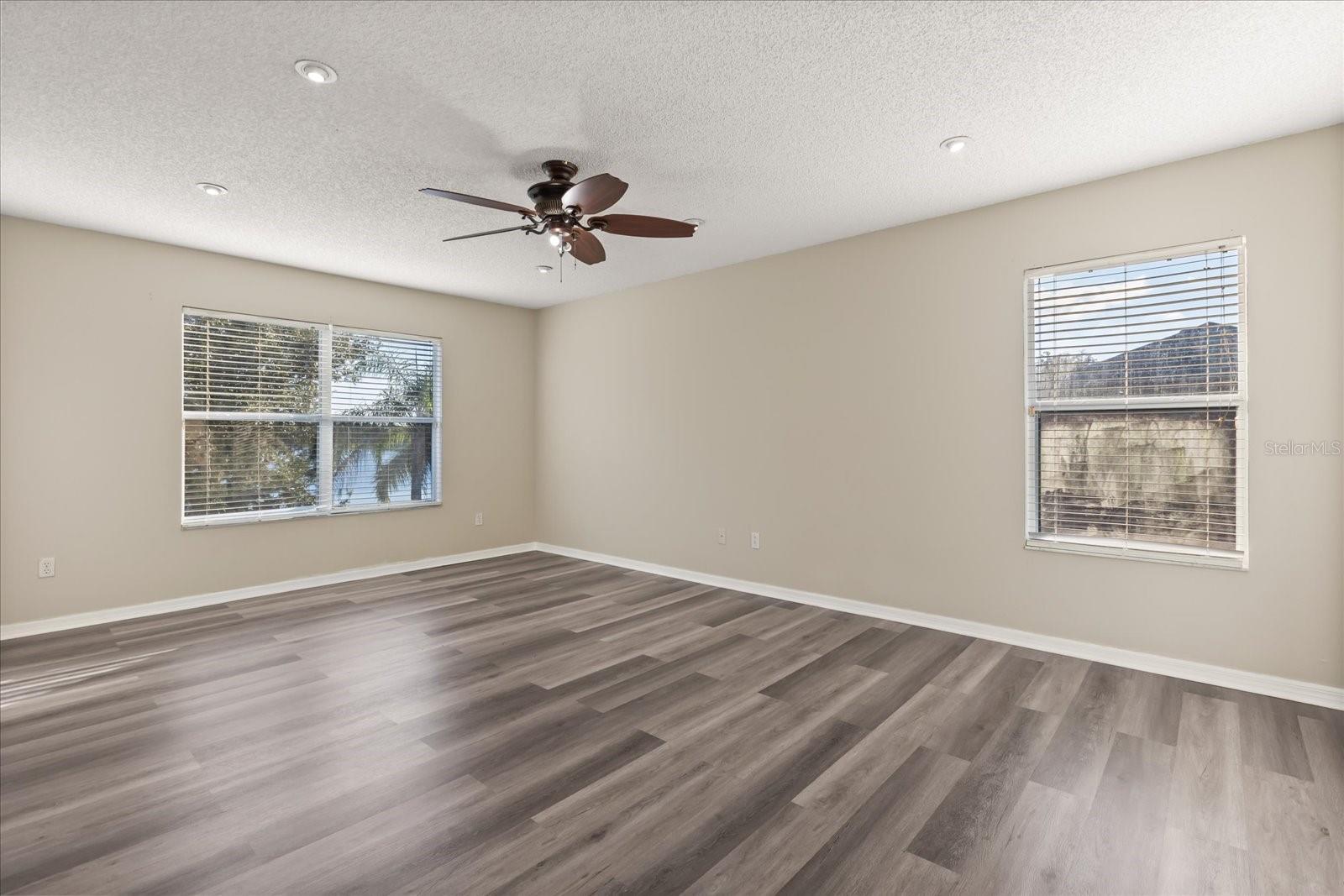 Image 18 of 39 For 5846 Manchester Bridge Drive