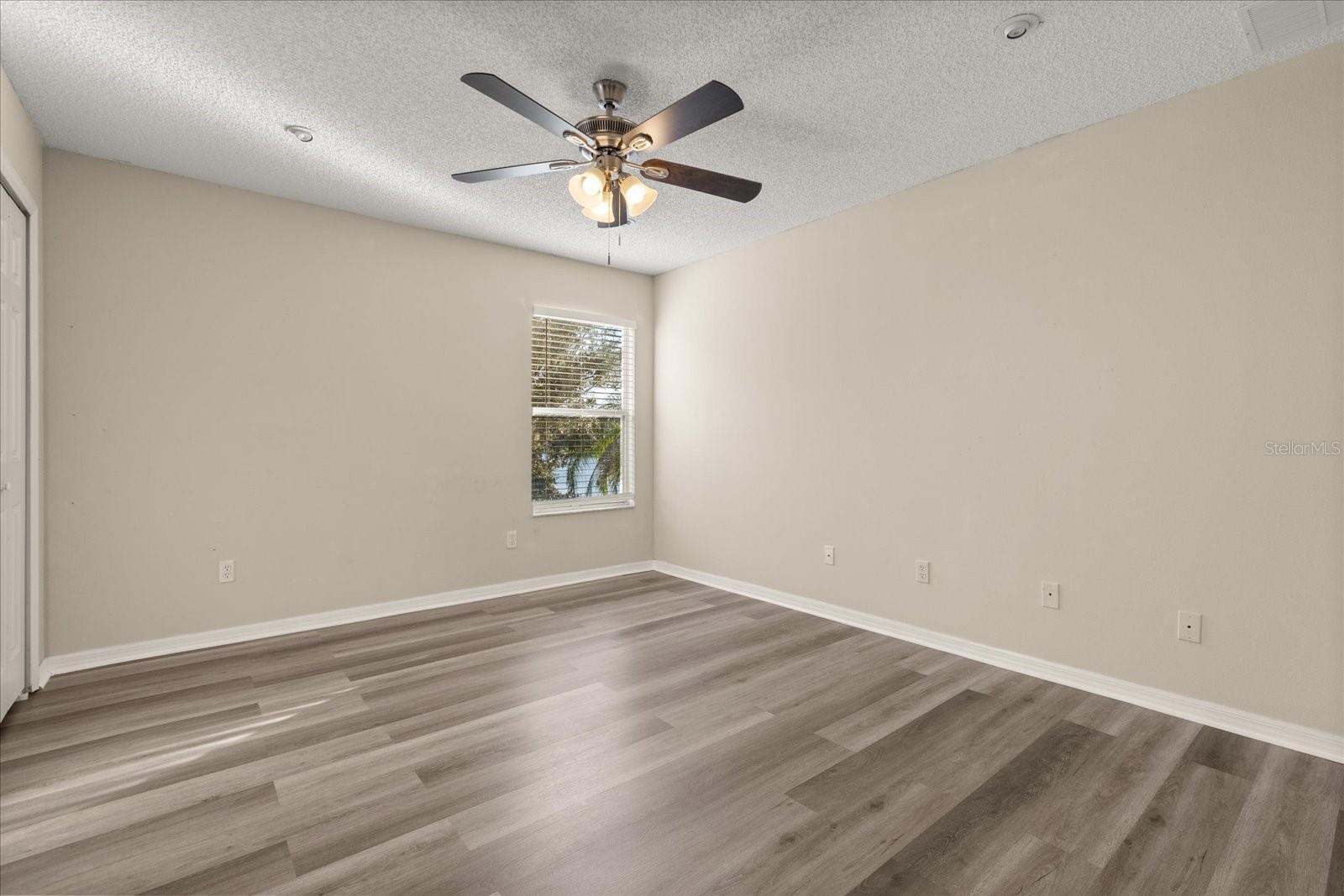 Image 20 of 39 For 5846 Manchester Bridge Drive