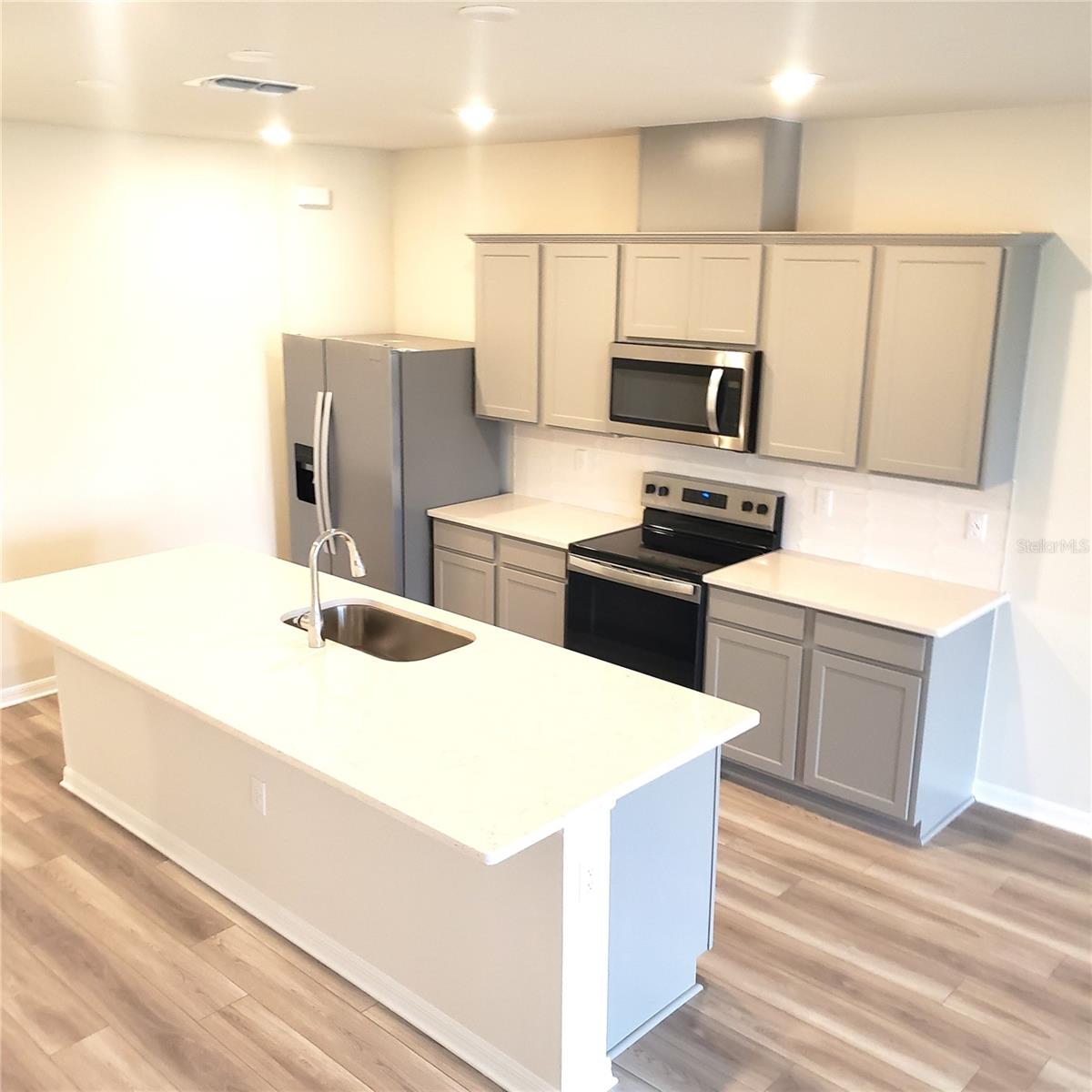 Image 2 of 63 For 6316 Tabebuia Parkway