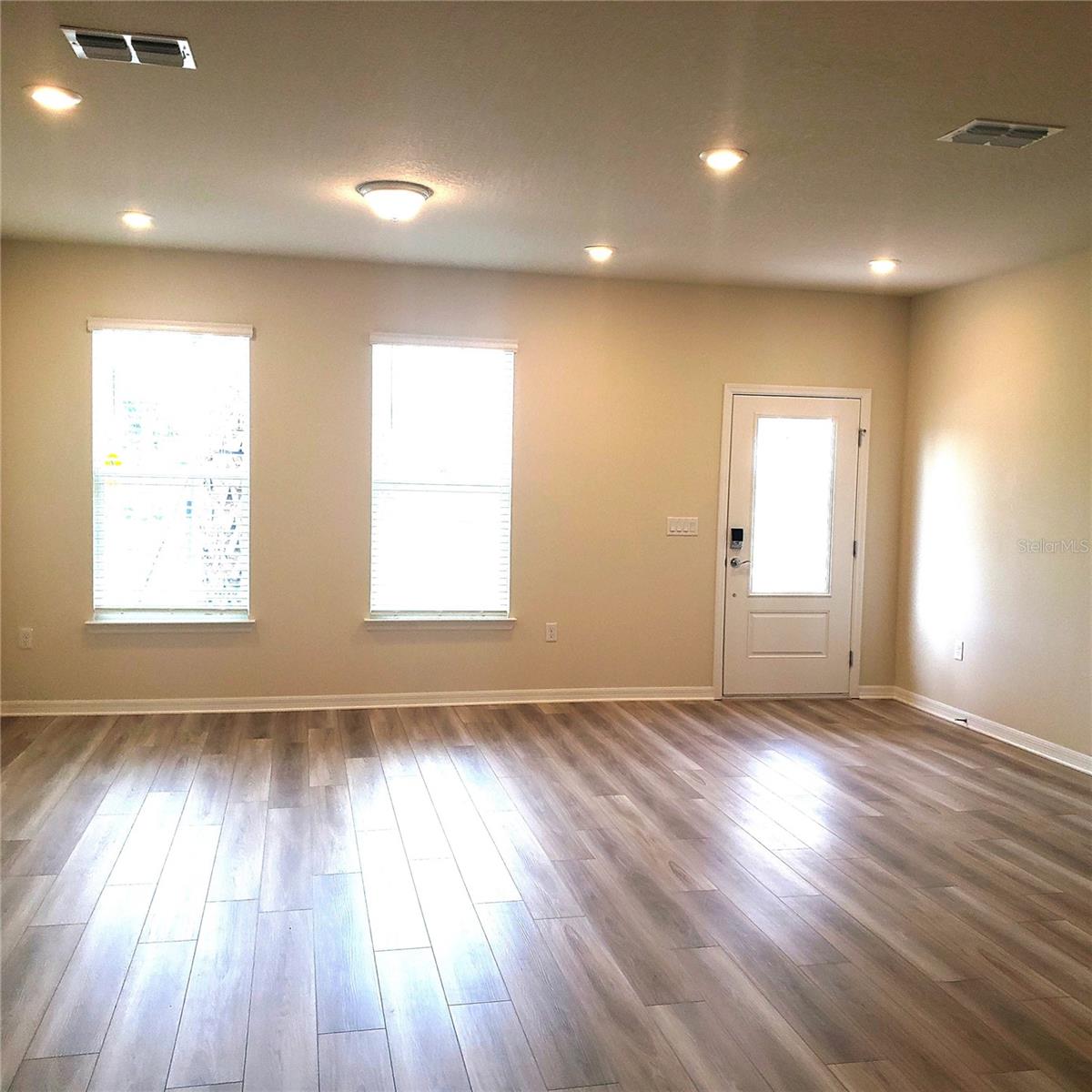 Image 3 of 63 For 6316 Tabebuia Parkway