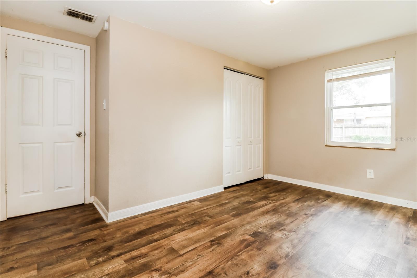 Image 10 of 16 For 2326 111th Avenue