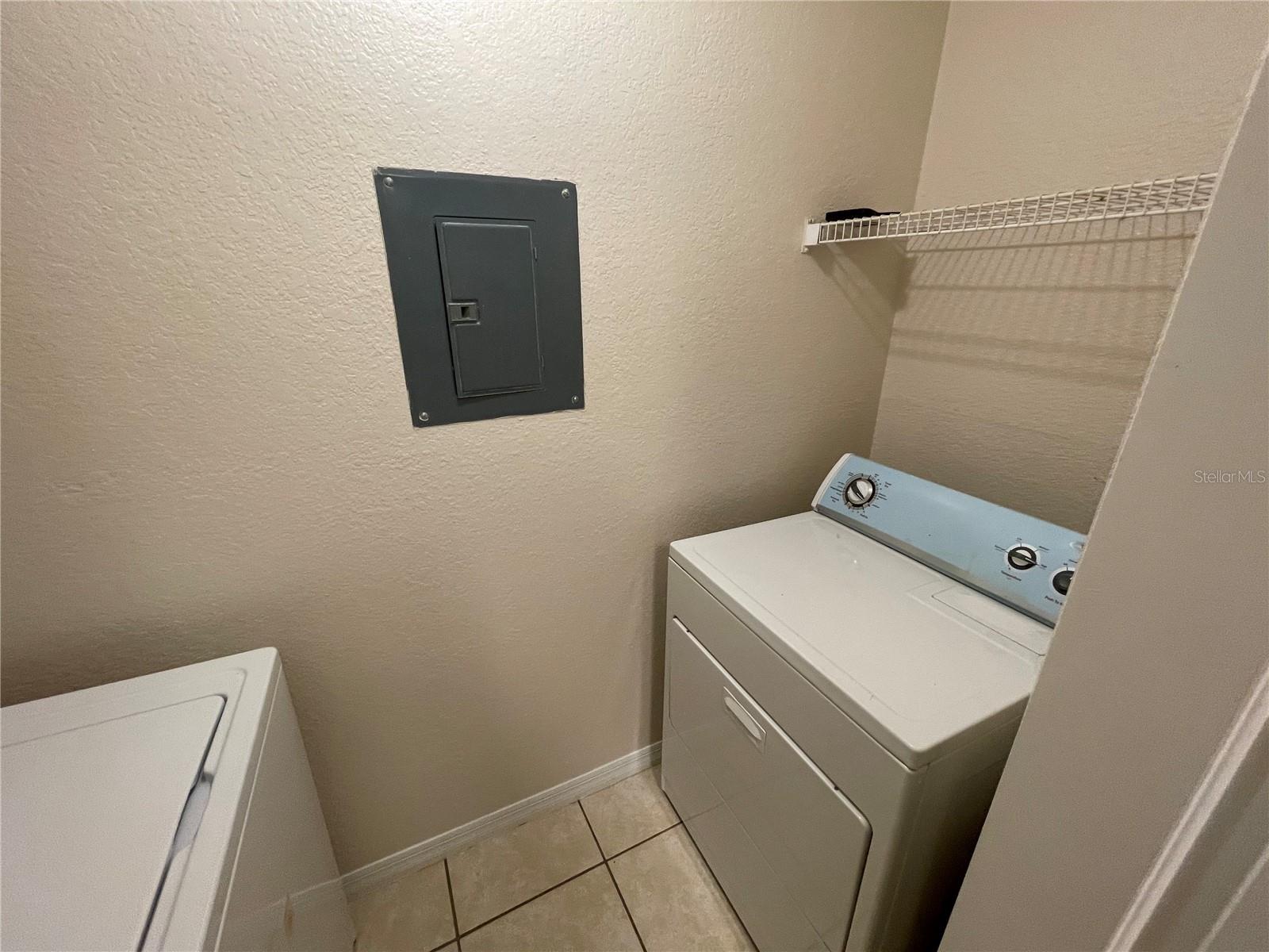 Image 11 of 12 For 2550 Alafaya Trail 6211