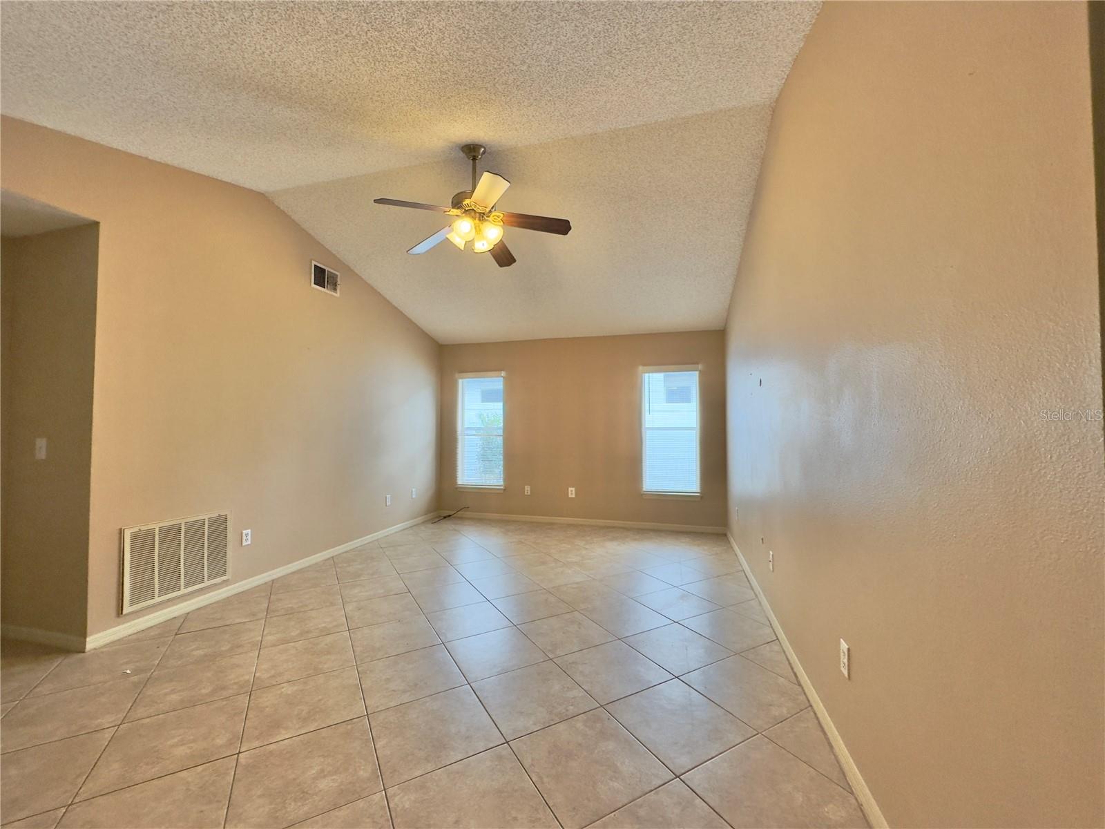 Image 4 of 9 For 1157 Monteagle Circle