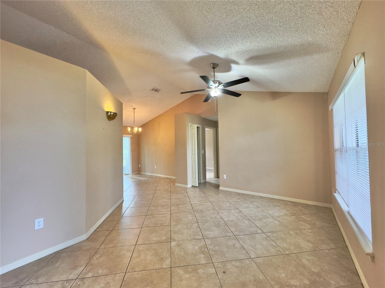 Image 5 of 9 For 1157 Monteagle Circle