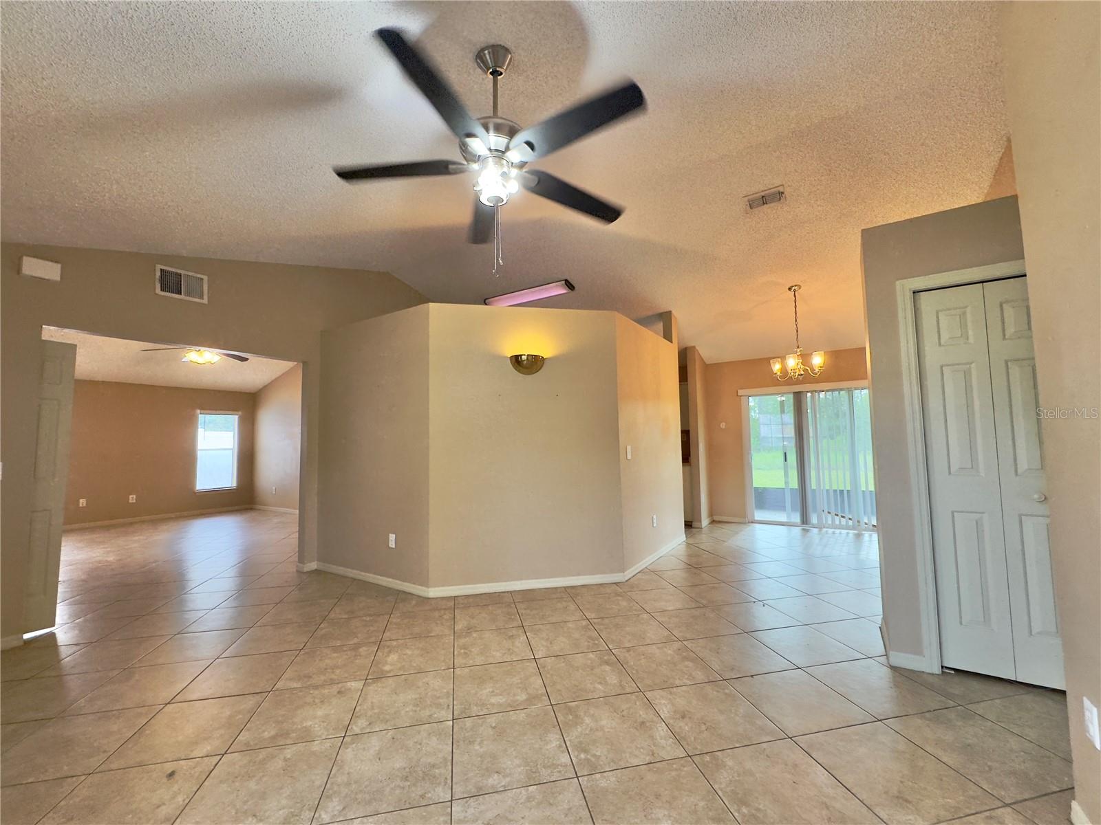 Image 6 of 9 For 1157 Monteagle Circle