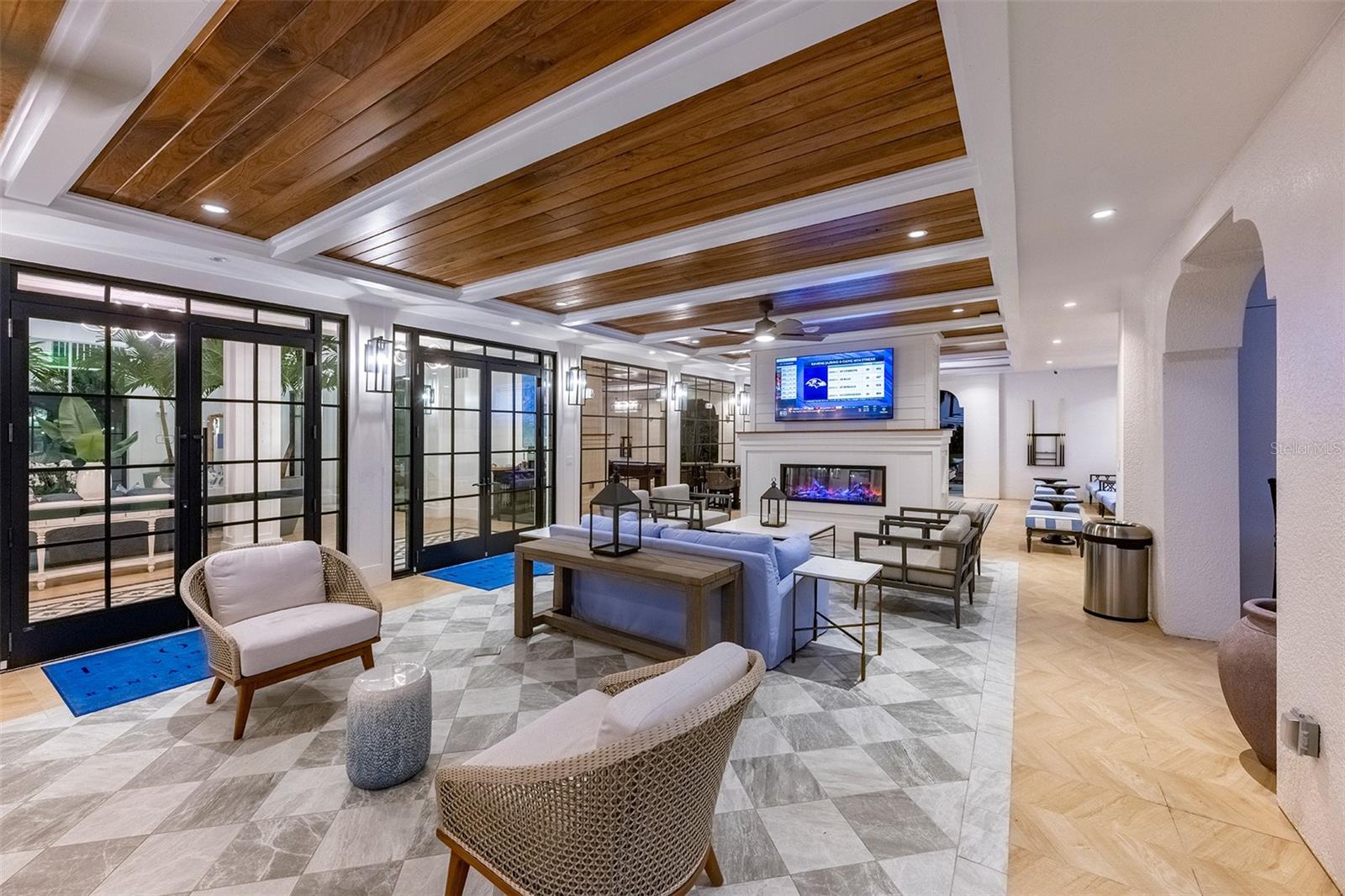 Image 18 of 20 For 10535 Hamilton Dawn Street 13-302