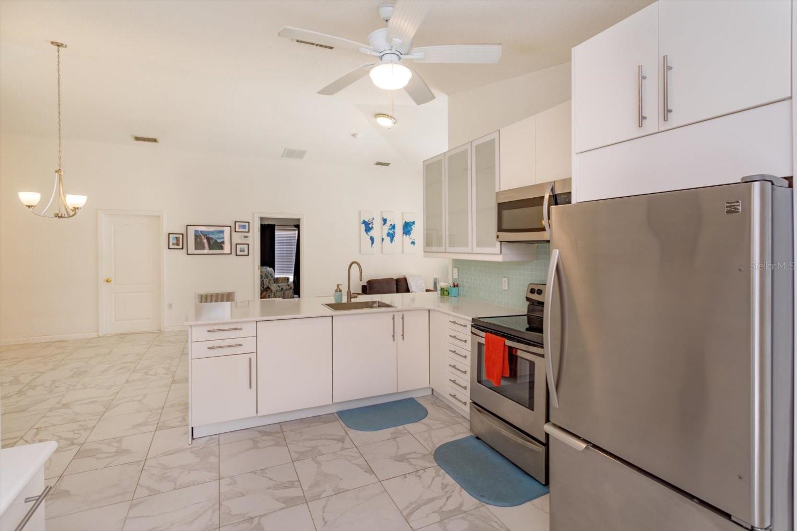 Image 11 of 31 For 1406 Silver Cove Drive