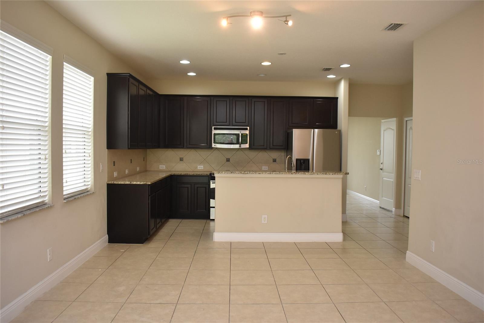 Image 3 of 26 For 5060 Creekside Park Avenue