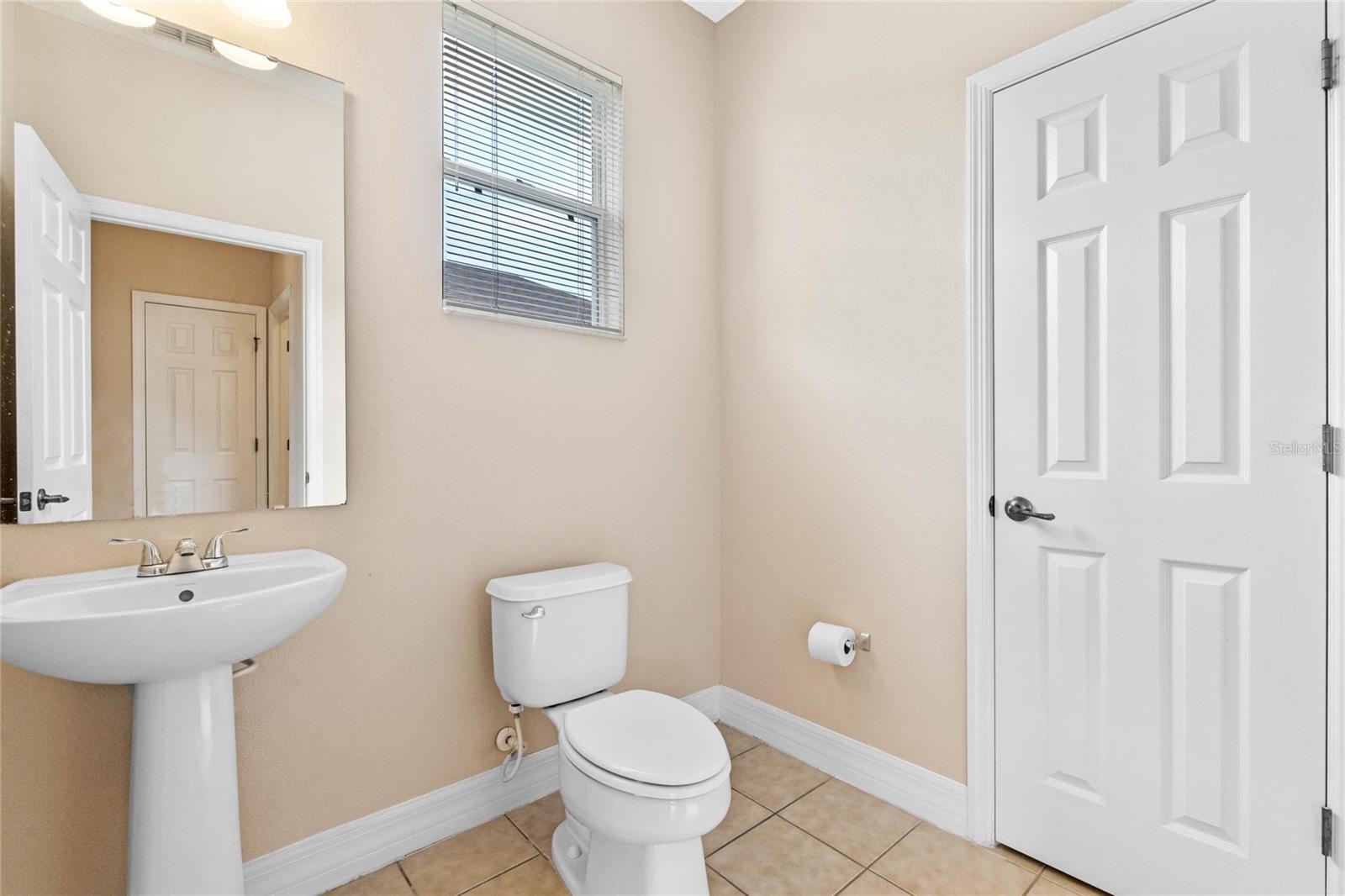 Image 33 of 38 For 14281 Lagoon Cove Lane