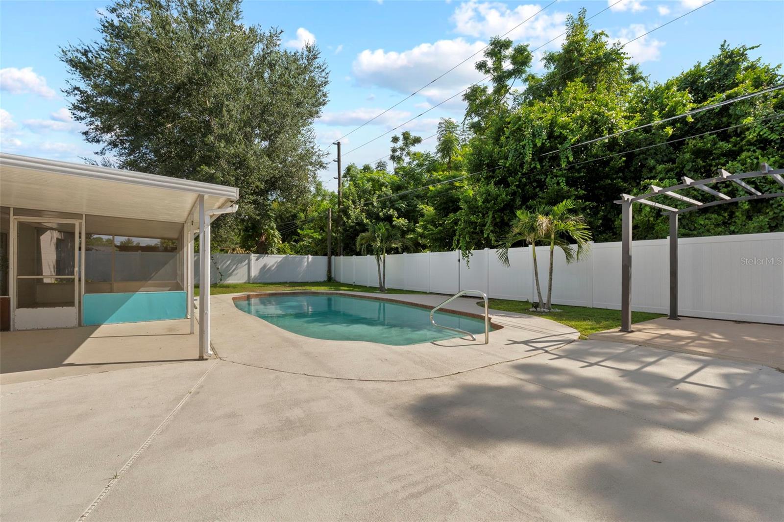 Image 18 of 22 For 859 Okaloosa Avenue