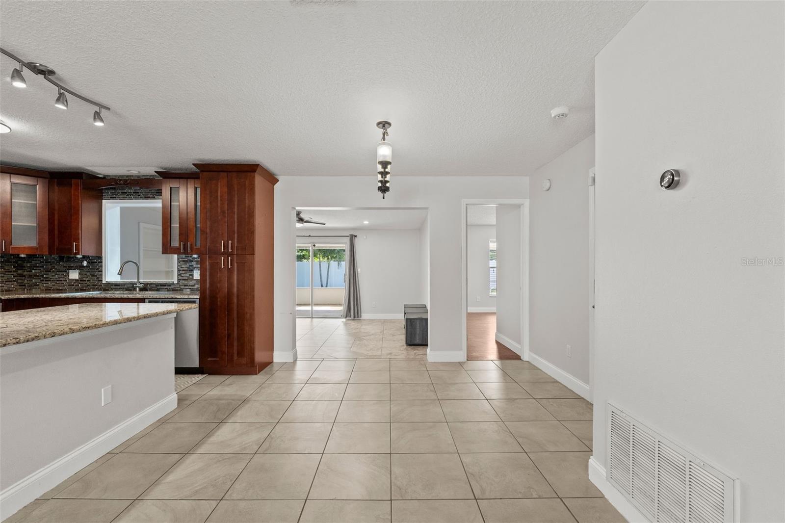 Image 5 of 22 For 859 Okaloosa Avenue