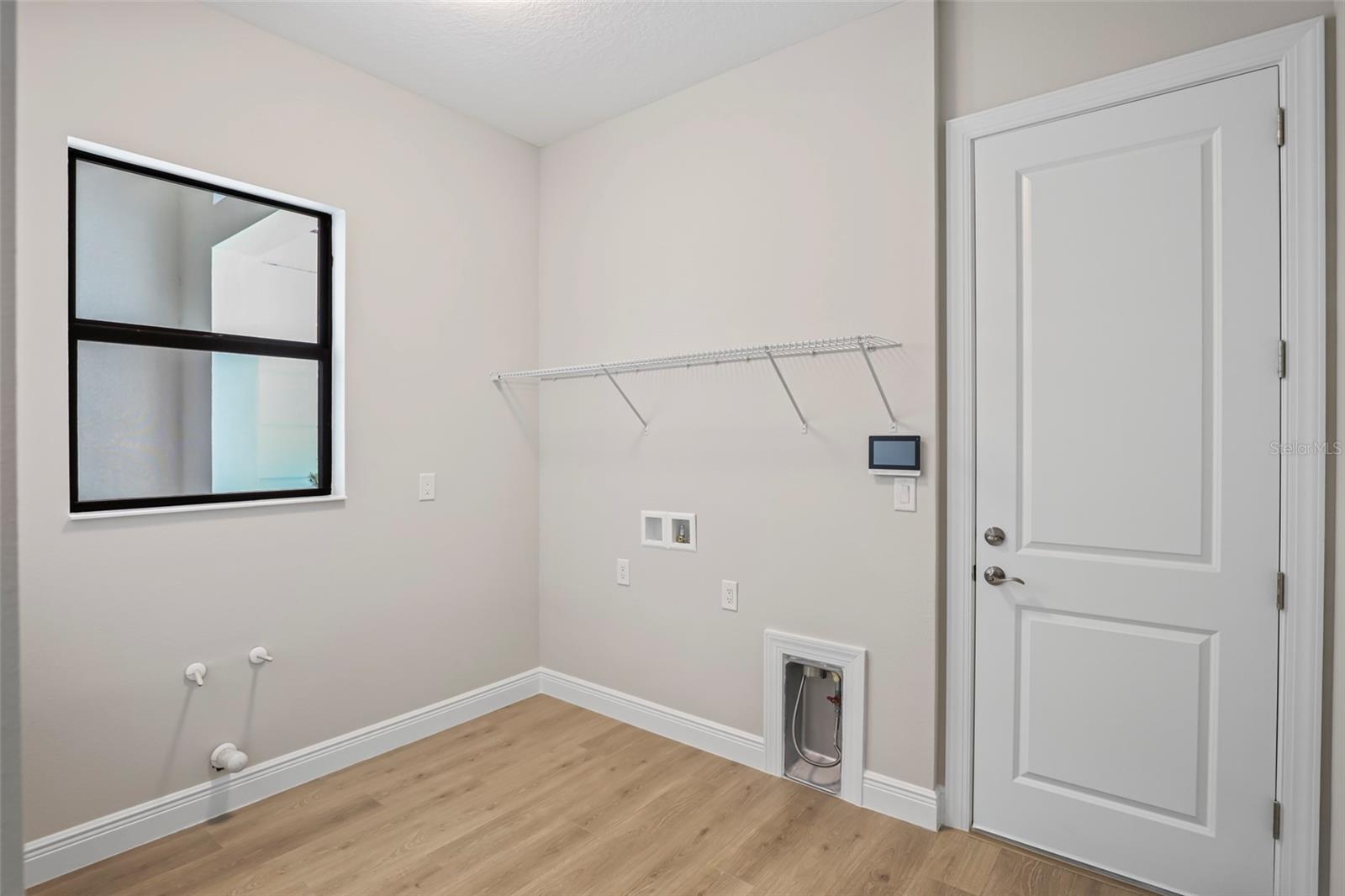Image 24 of 40 For 4555 Cedron Court