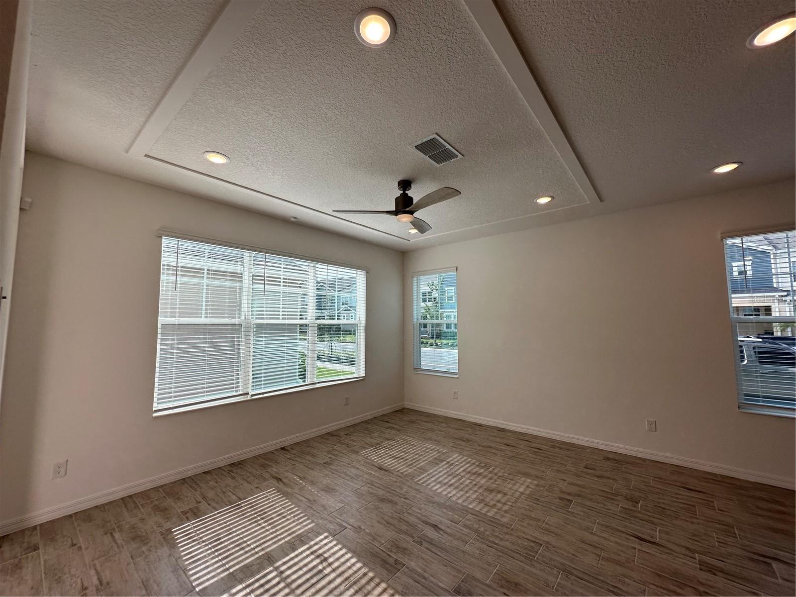 Image 6 of 34 For 7399 Mezzano Lane