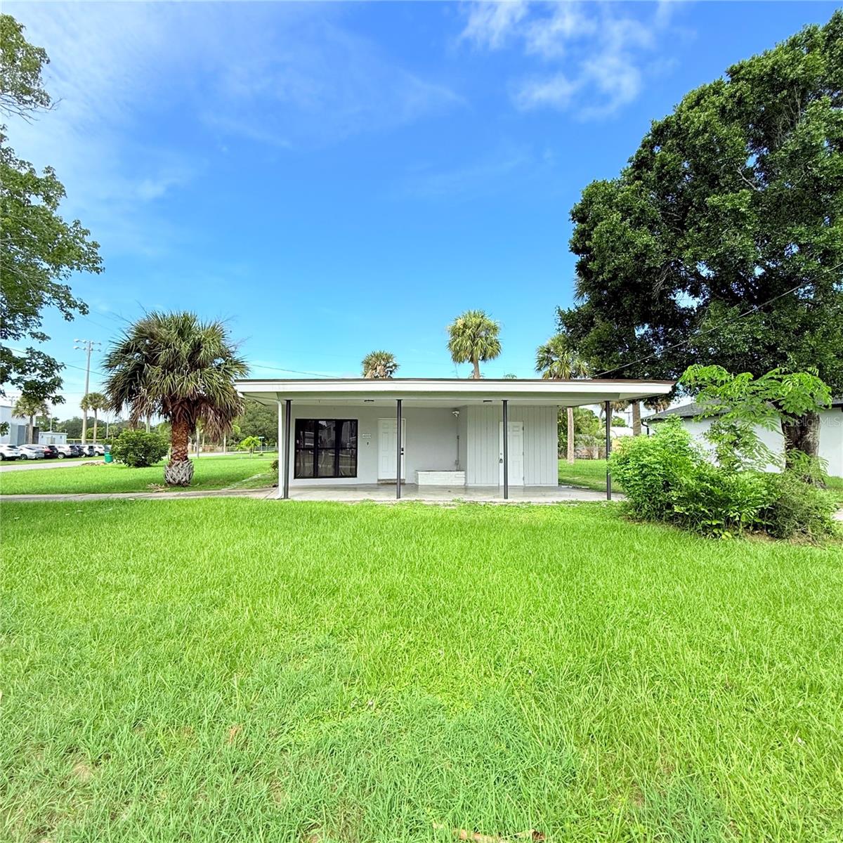 Image 3 of 26 For 400 Espanola Way