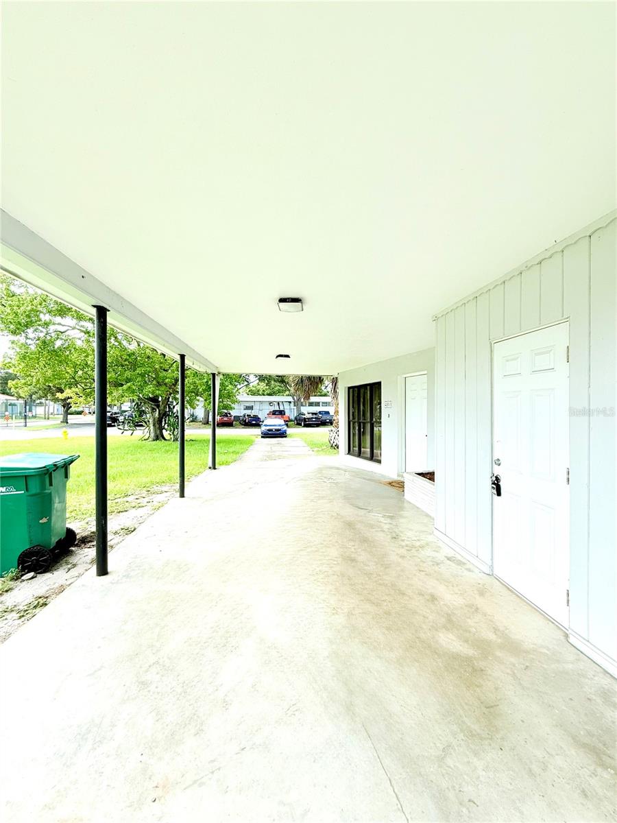 Image 4 of 26 For 400 Espanola Way