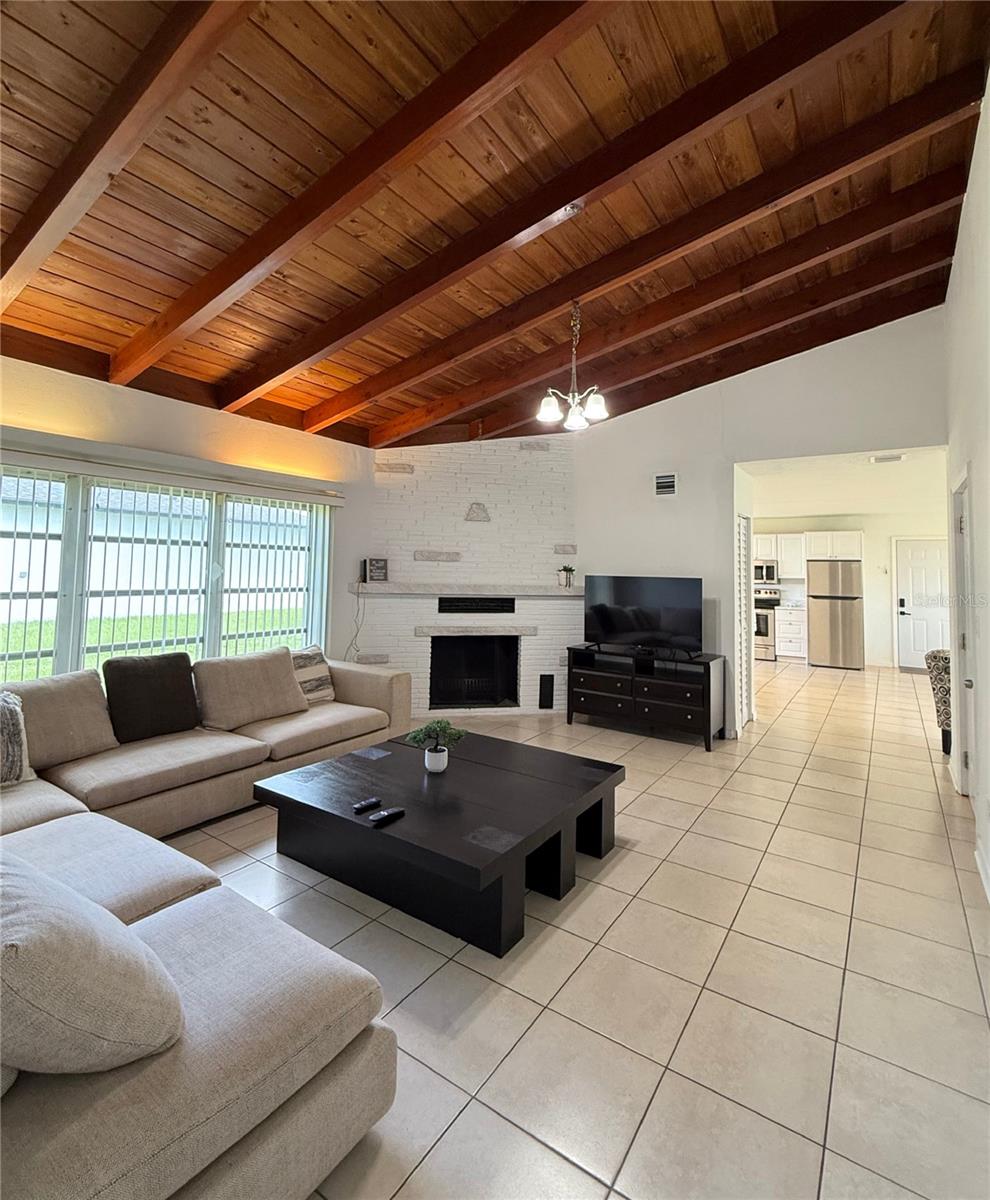Image 6 of 26 For 400 Espanola Way