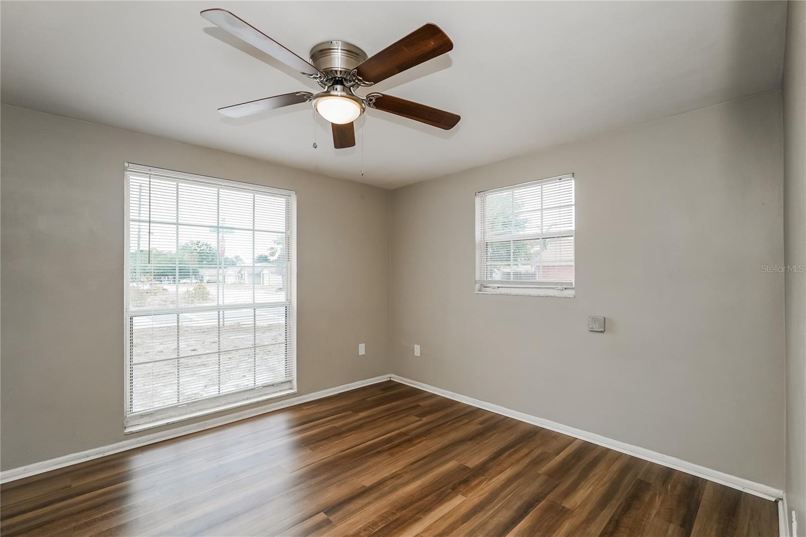 Image 12 of 16 For 3452 Brookfield Drive