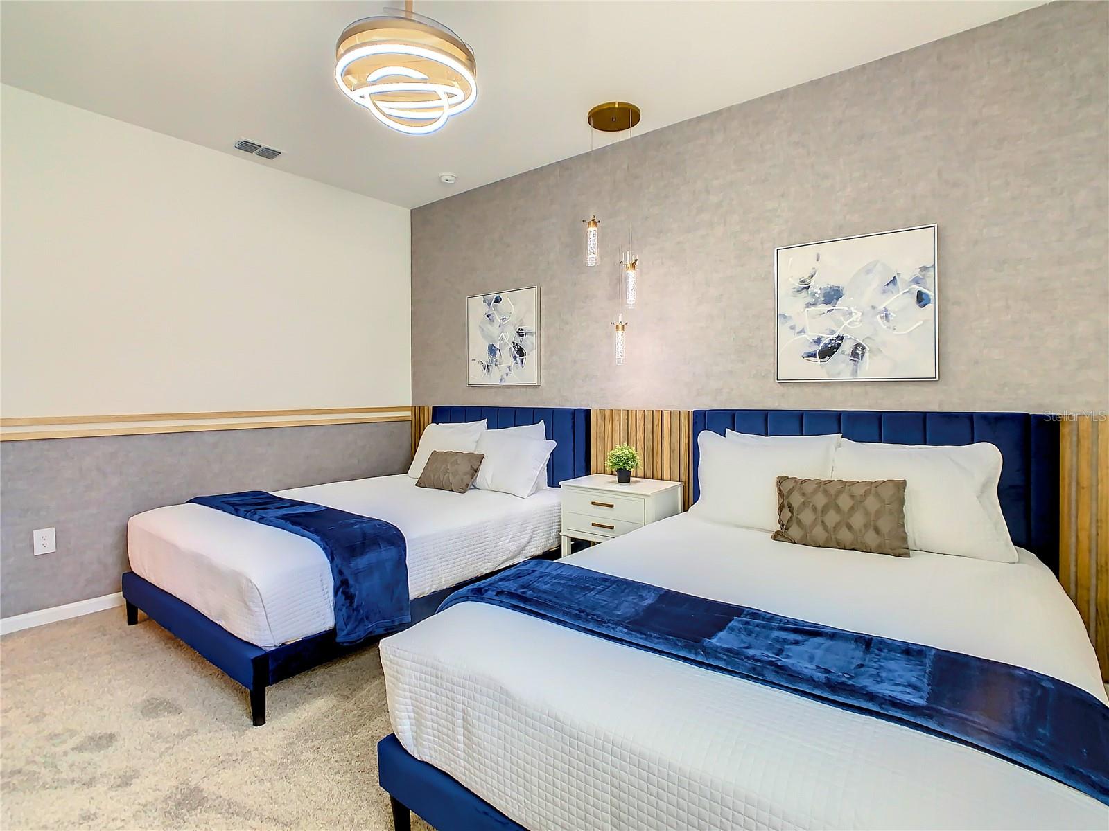 Image 33 of 48 For 8853 Cabot Cliffs Drive 104