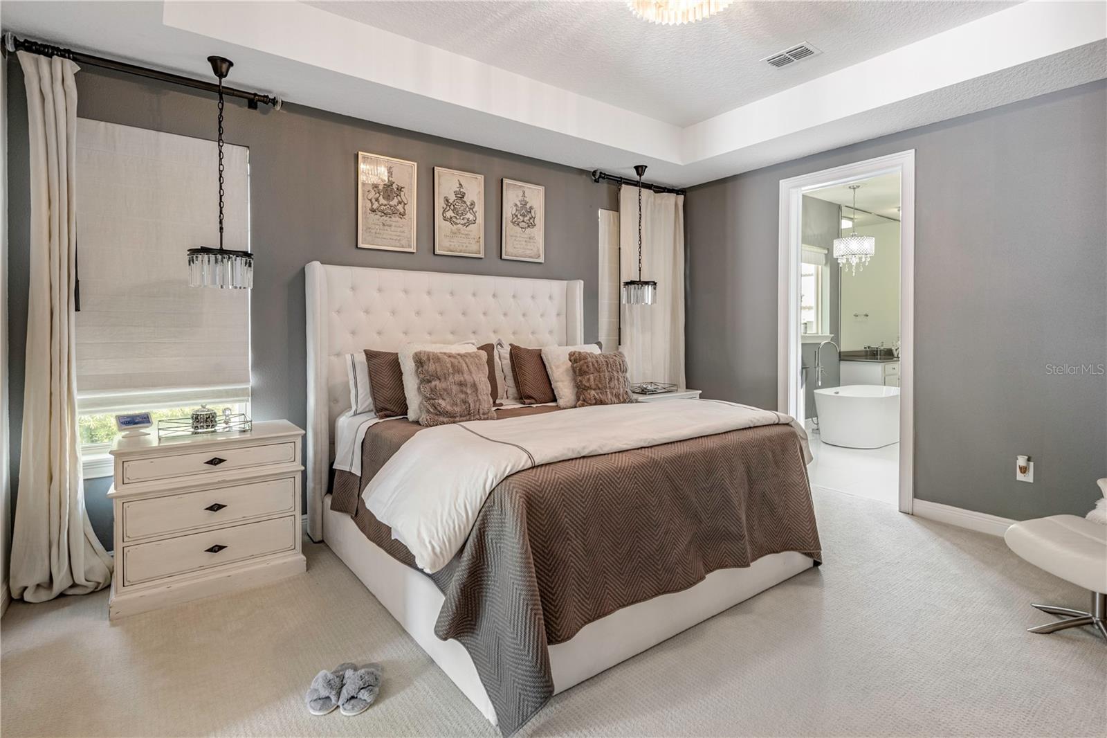 Image 36 of 100 For 8419 Karwick Street