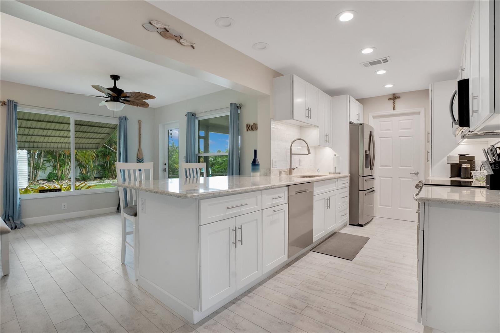 Image 12 of 36 For 631 Coral Drive