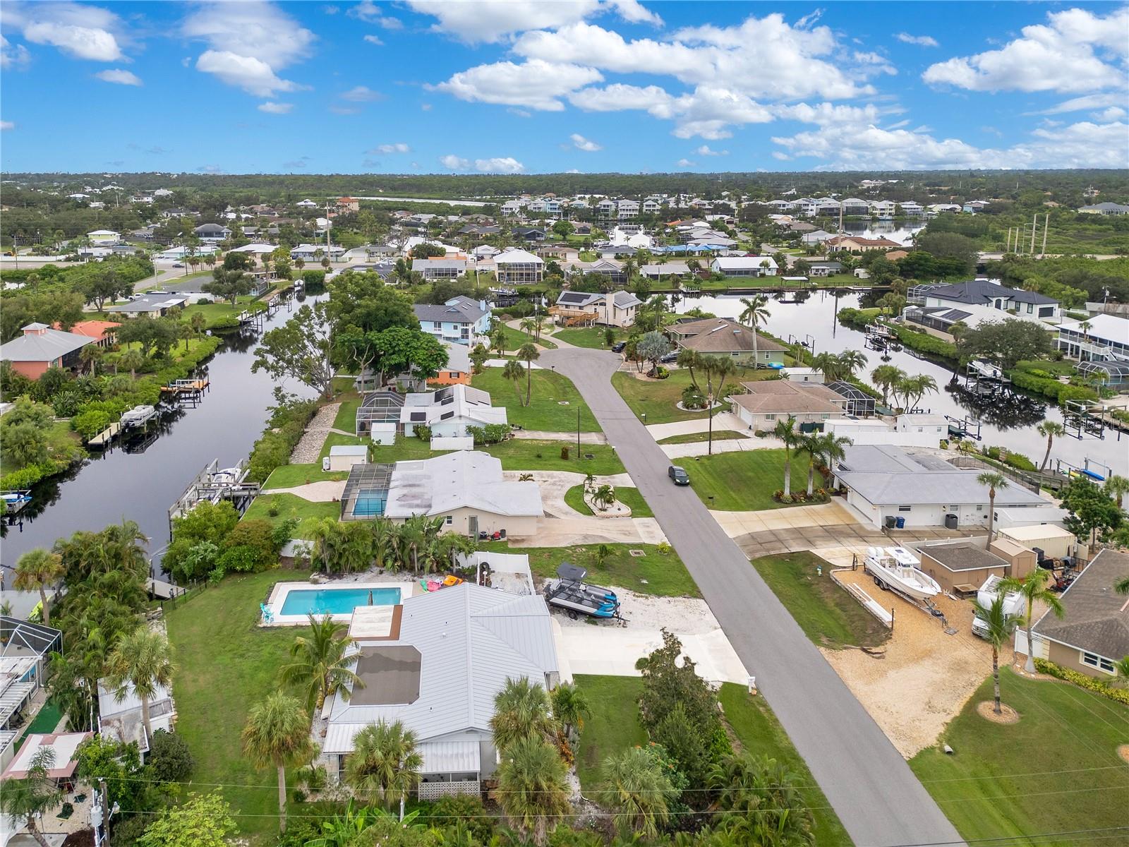 Image 35 of 36 For 631 Coral Drive